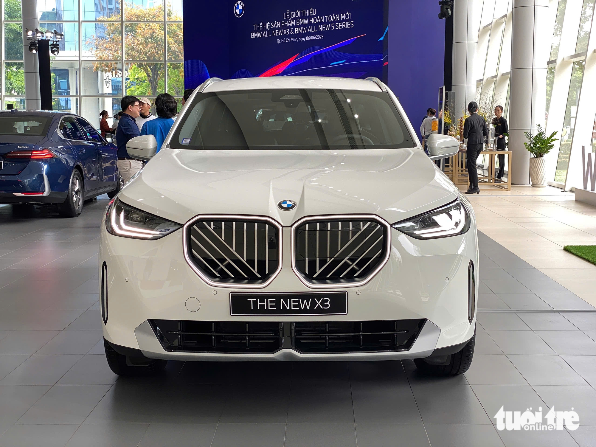BMW X3 2025 ra mắt Việt Nam: Giá từ 2,279 tỉ đồng, động cơ mới, ADAS, cạnh tranh GLC - Ảnh 2.