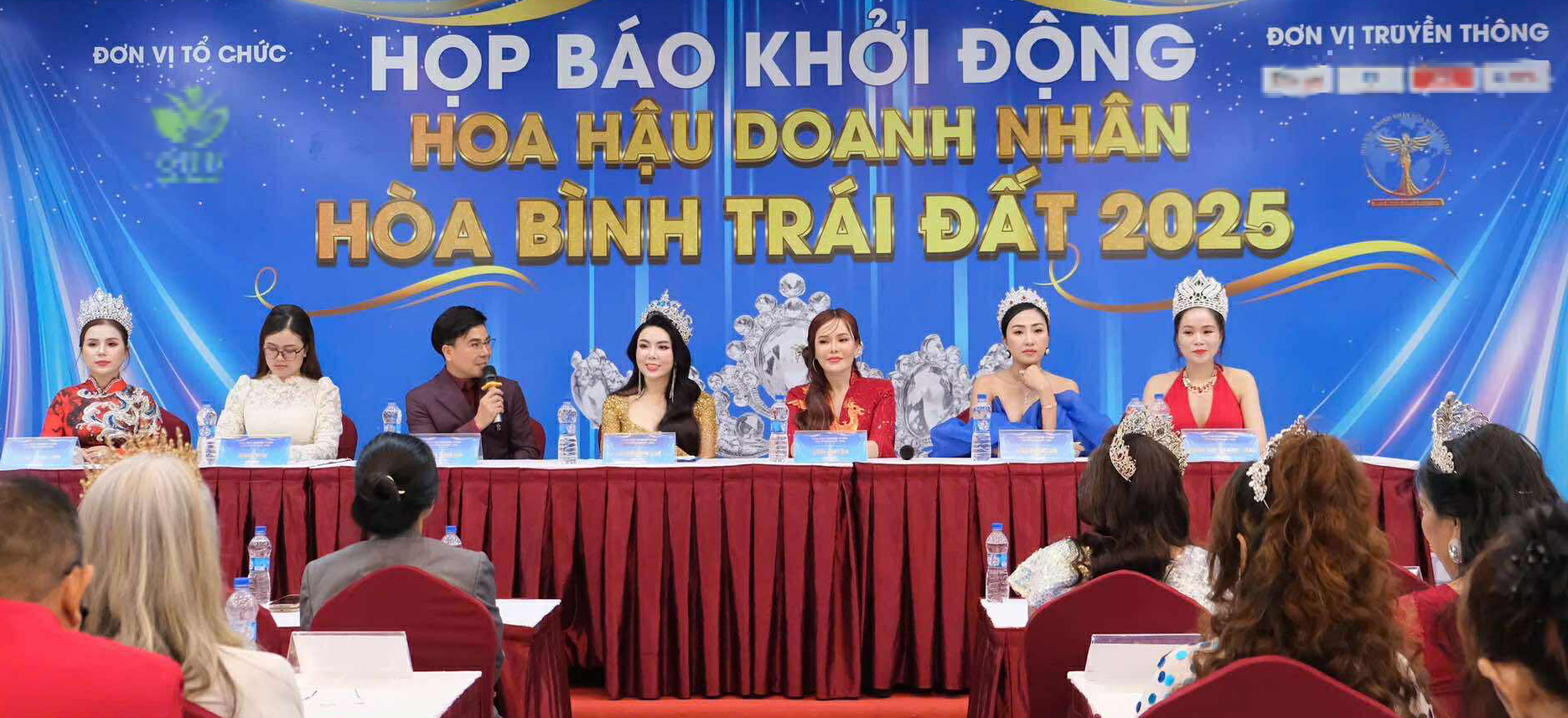 Thêm hai cuộc hoa hậu doanh nhân mới, tuyển sinh đến 60 tuổi - Ảnh 1. Thêm hai cuộc thi hoa hậu doanh nhân mới, tuyển thí sinh đến 60 tuổi - Ảnh 1.