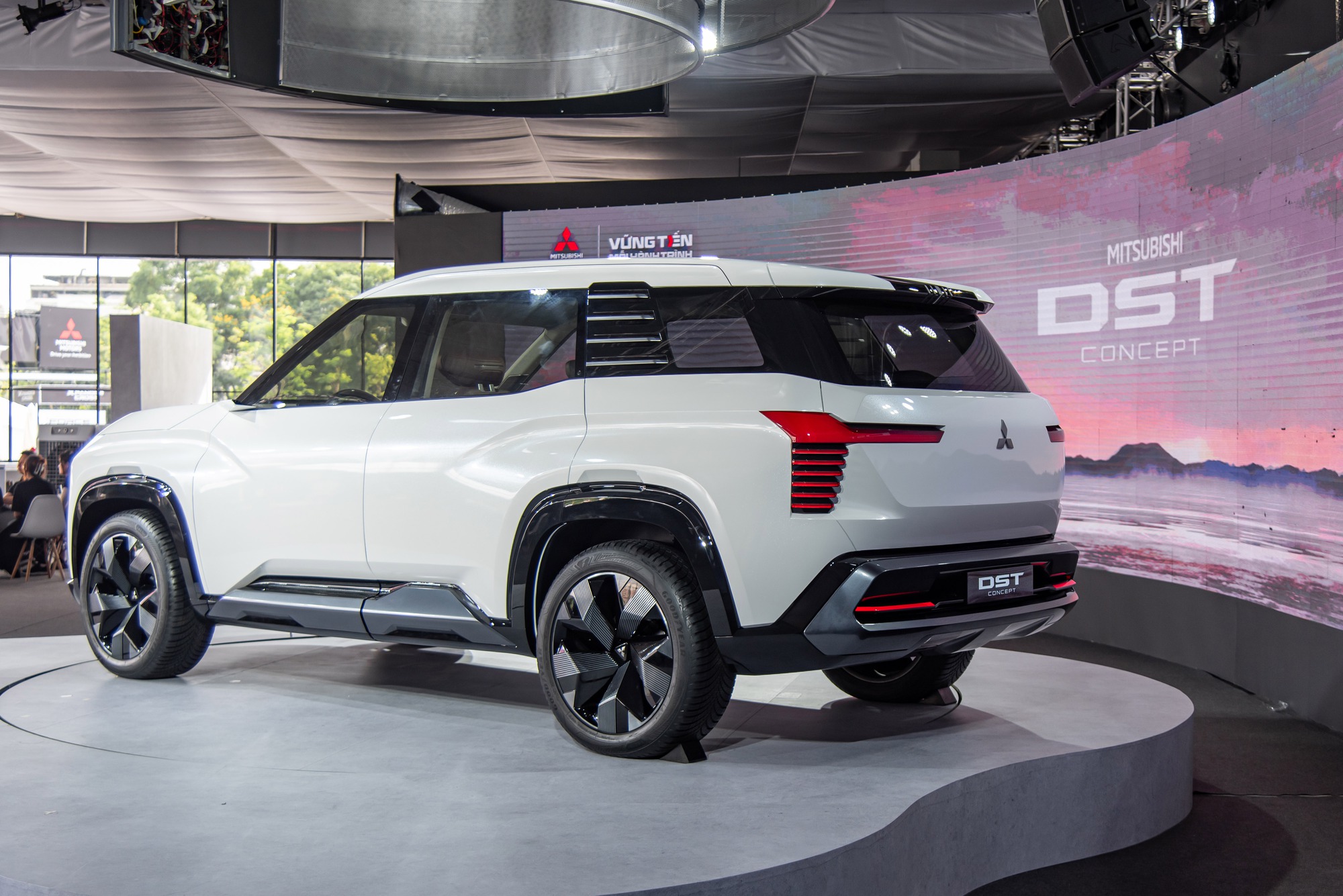 Mitsubishi DST Concept - Ảnh 4.