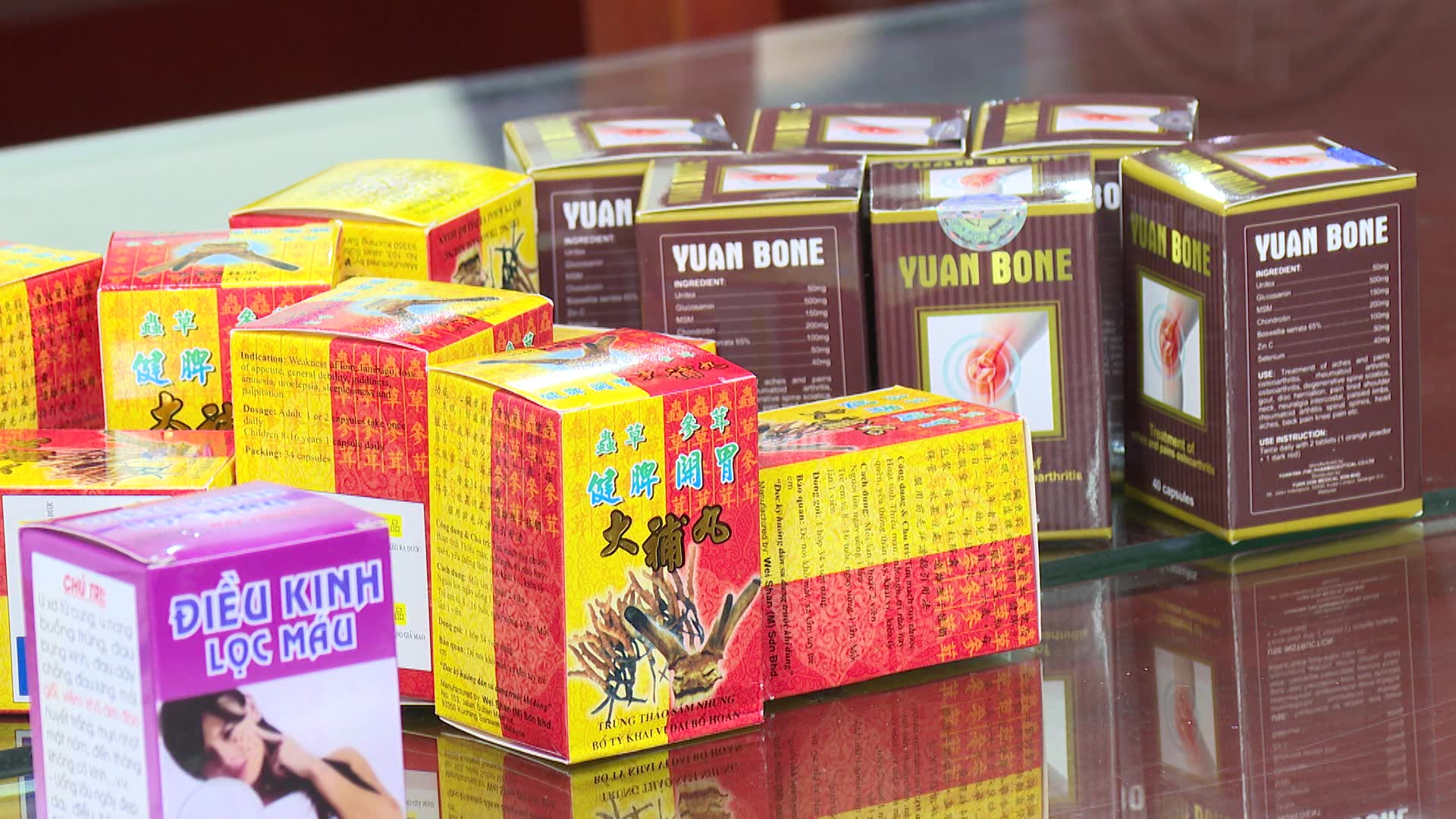 Thực phẩm bẩn, thuốc giả: Tội ác trắng - Ảnh 1.
