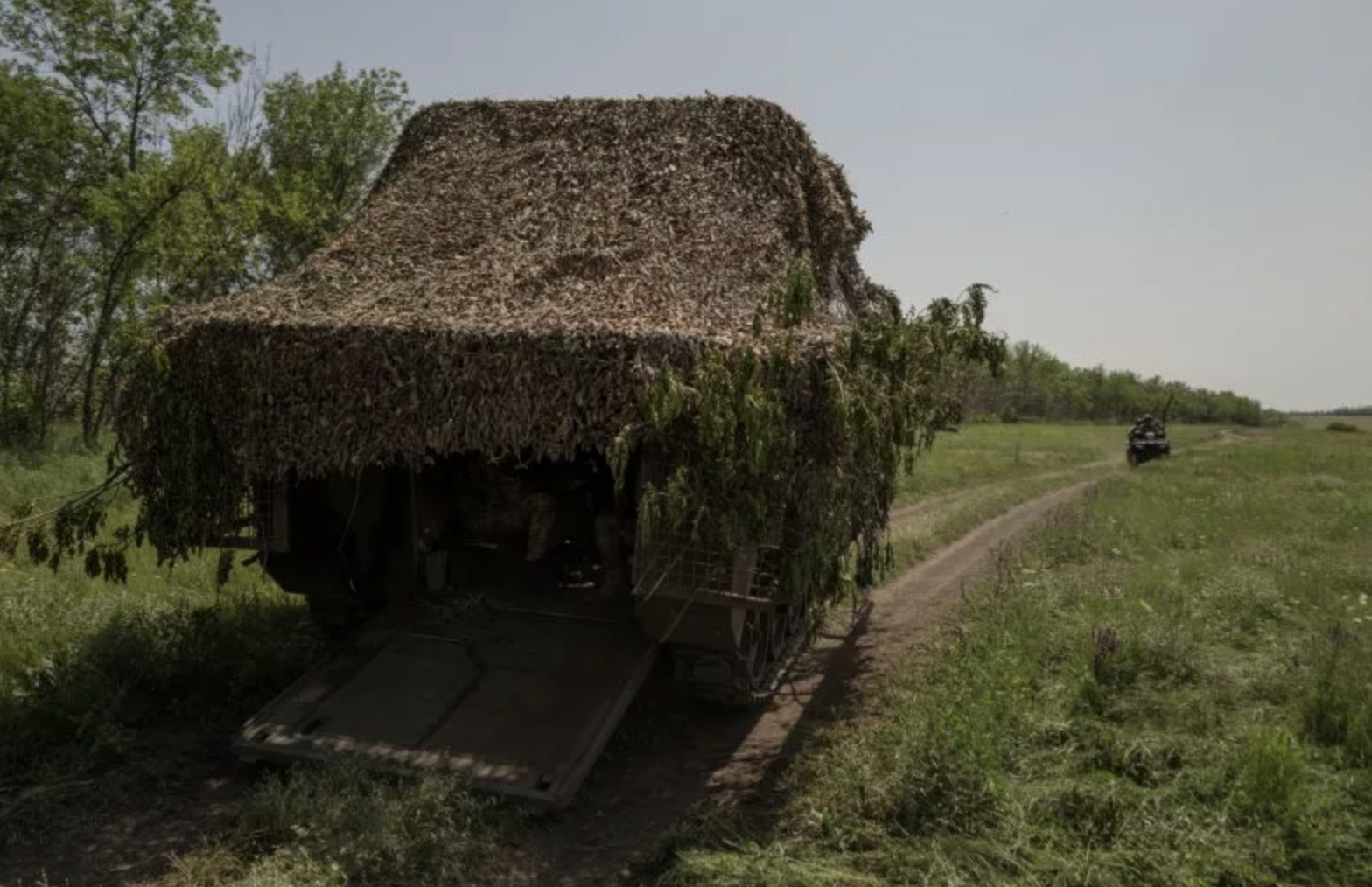 Ukraine - Ảnh 1.