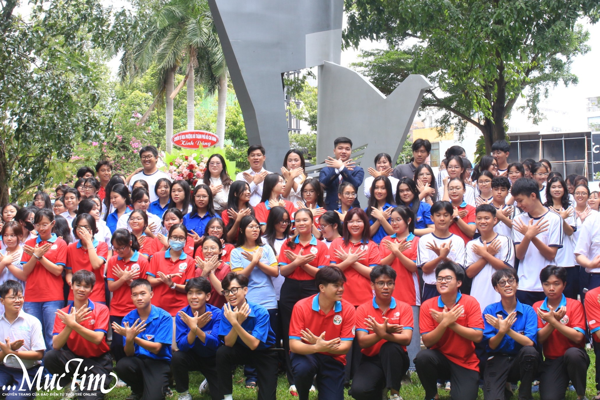 Chiến sĩ Hoa phượng đỏ trải nghiệm làm sinh viên Trường đại học Bách Khoa TP.HCM - Ảnh 1.