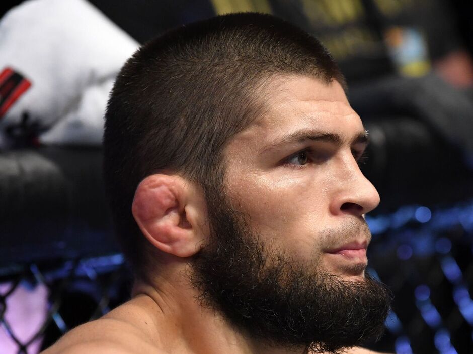 tai súp lơ - Ảnh 1.