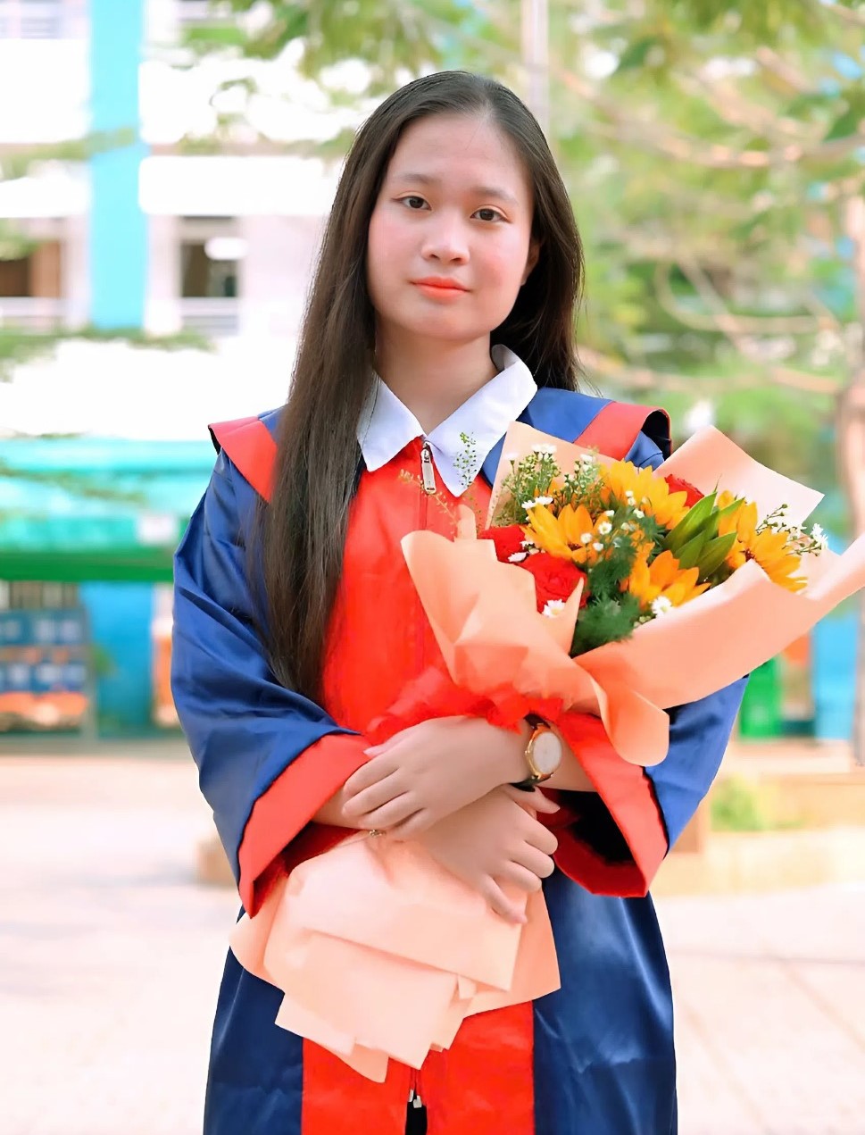 Thủ khoa lớp 10 Trường THPT Trần Hưng Đạo không để bản thân ngủ quên trên chiến thắng- Ảnh 1.