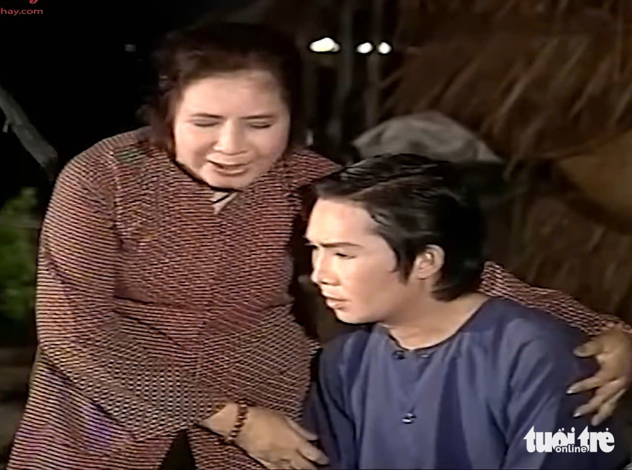 Vu Linh 'menunjukkan' bakat komedinya dengan Diep Lang dan Bao Quoc dalam Don't Sell My Love - Foto 6. Vũ Linh - Ảnh 5.