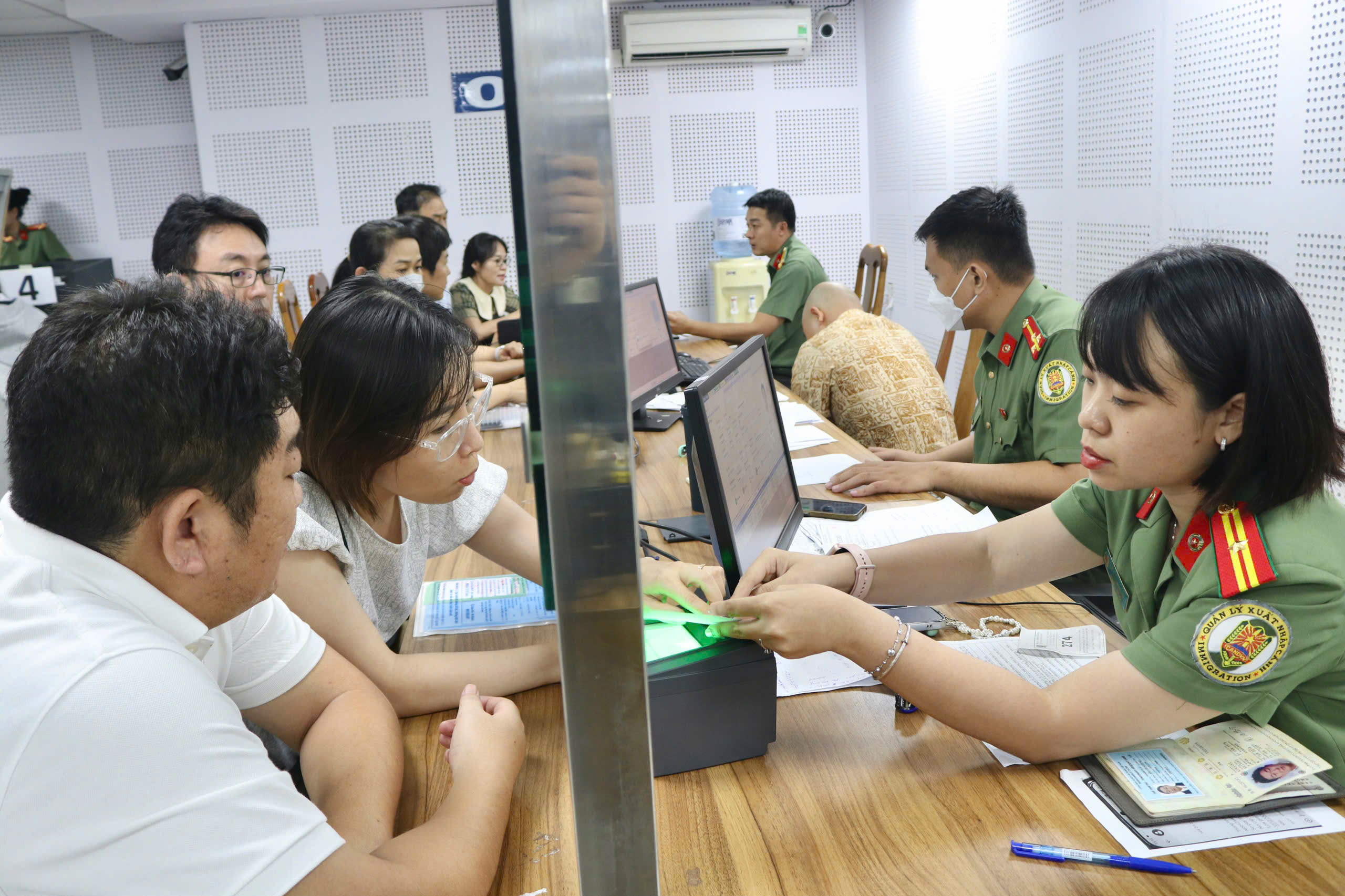 Over 2,200 foreigners in Ho Chi Minh City granted digital ID accounts ...