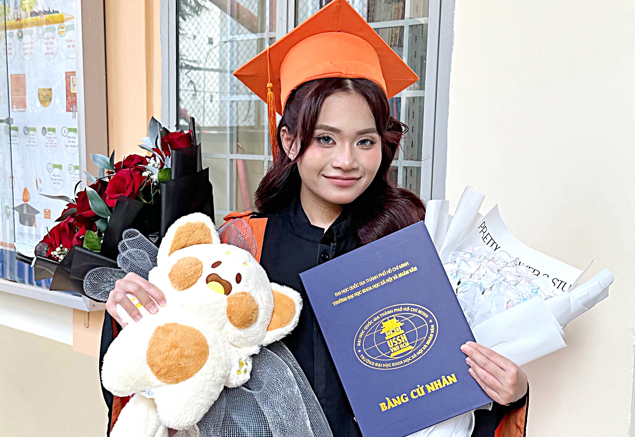Sinh viên loay hoay xin việc sau tốt nghiệp - Kỳ 2: Bí quyết ra trường có việc ngay: lăn lộn từ sớm? - Ảnh 1. xin việc - Ảnh 1.