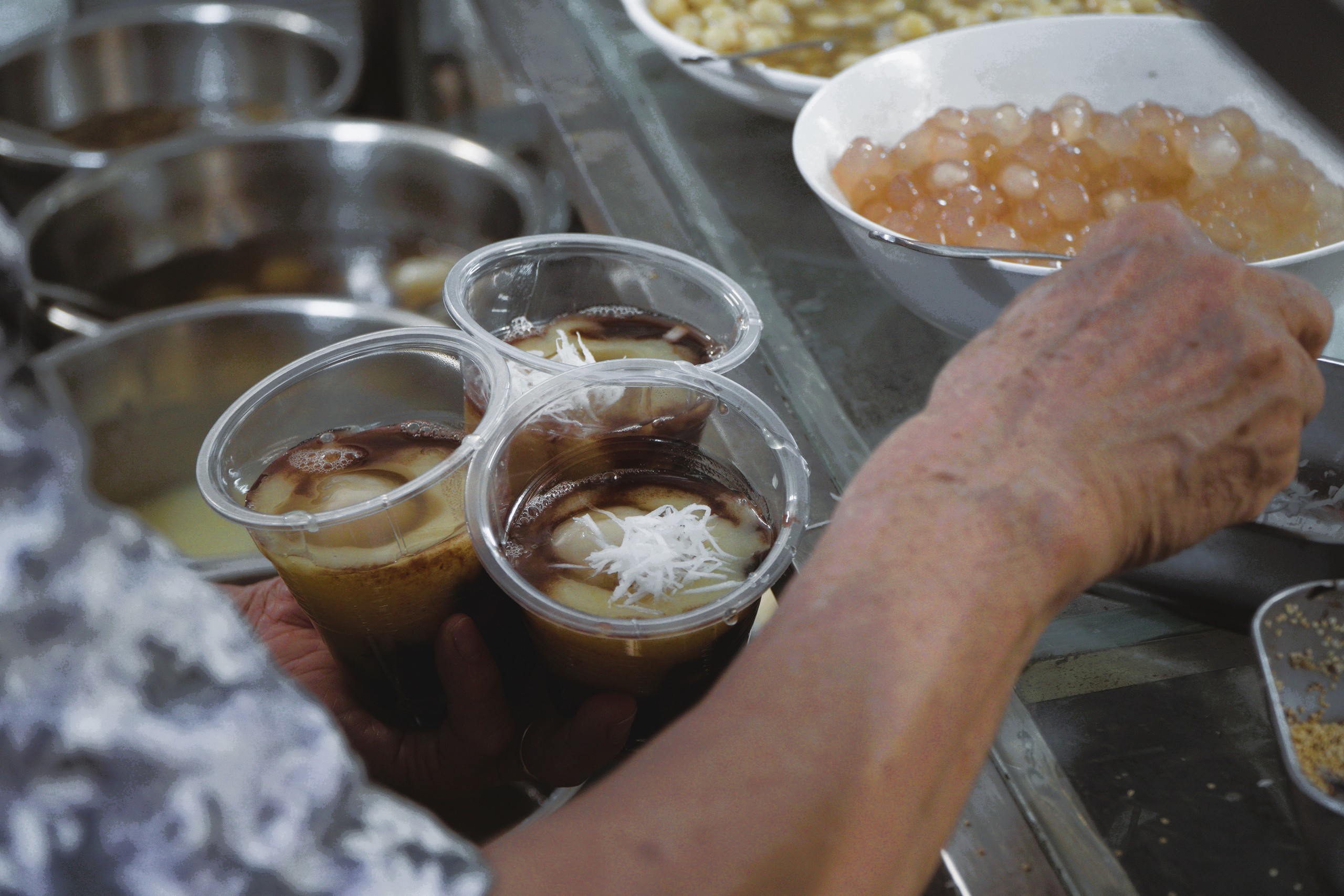 Chè Mười Sáu - Ảnh 1.