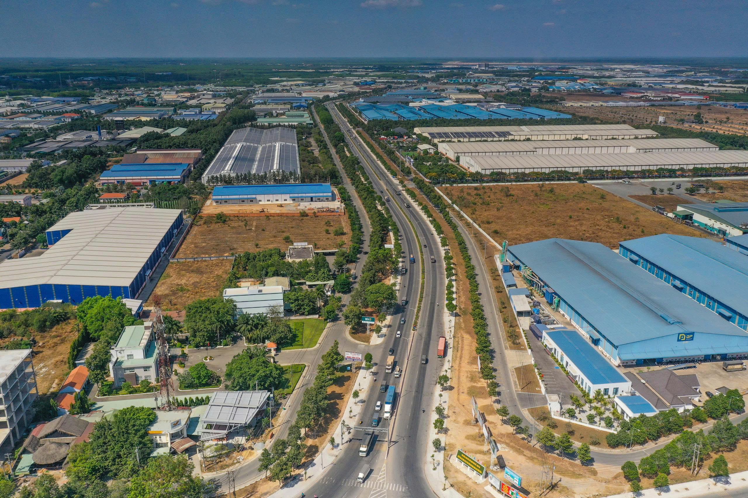 công nghiệp - Ảnh 2.