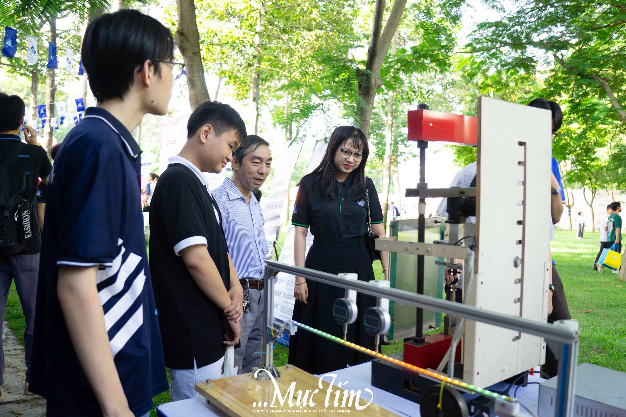 Chọn ngành 'hot' Khoa học máy tính, thí sinh băn khoăn điều gì?- Ảnh 1.