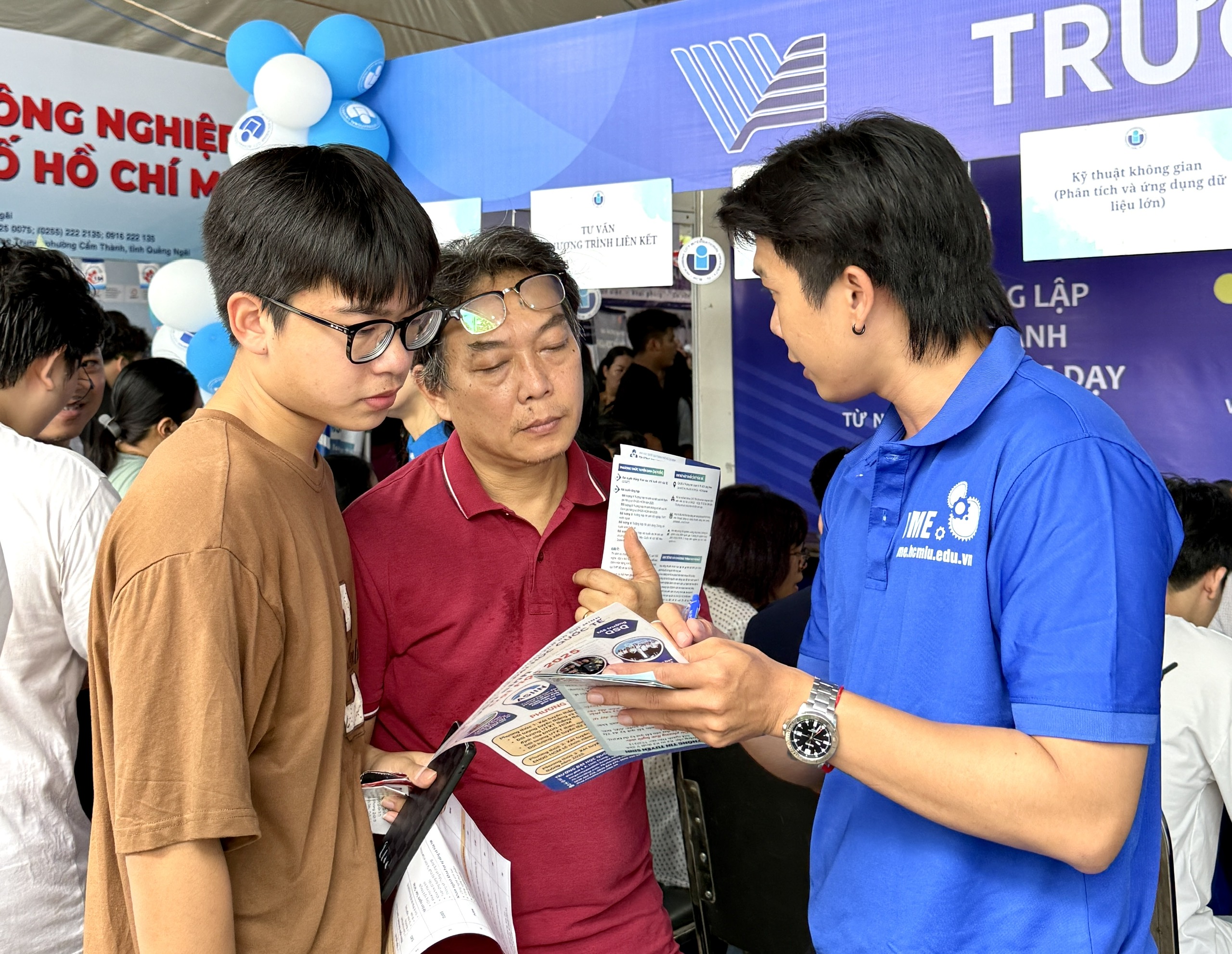 Ngày hội lựa chọn nguyện vọng xét tuyển dưới góc nhìn sinh viên truyền thông sáng tạo - Ảnh 9. nguyện vọng xét tuyển - Ảnh 9.