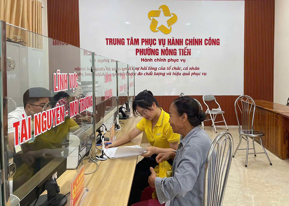Hàng loạt giải pháp hỗ trợ cán bộ và người dân thực hiện chính quyền địa phương 2 cấp - Ảnh 3.