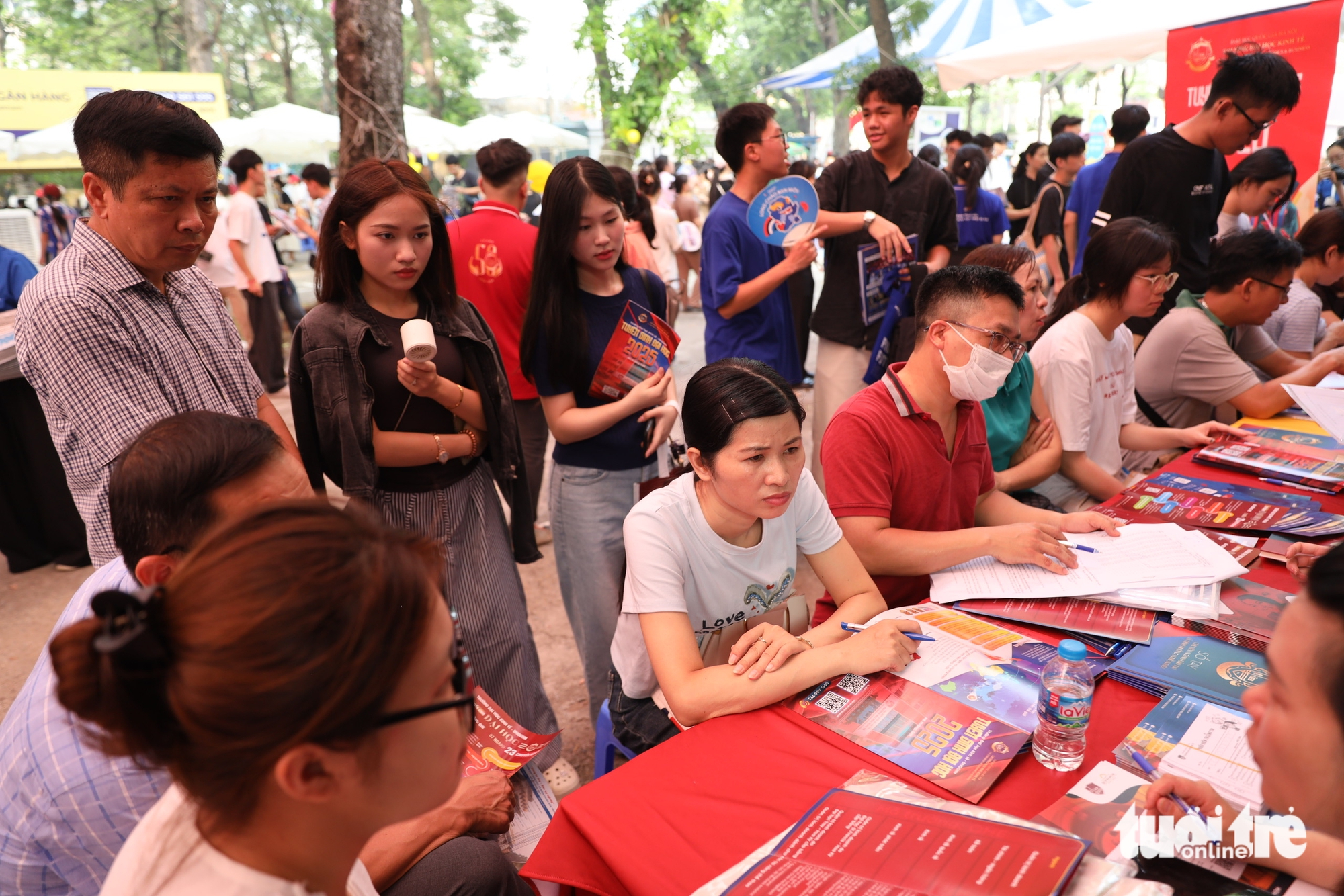 Những lưu ý quan trọng khi đặt nguyện vọng xét tuyển đại học - Ảnh 2.