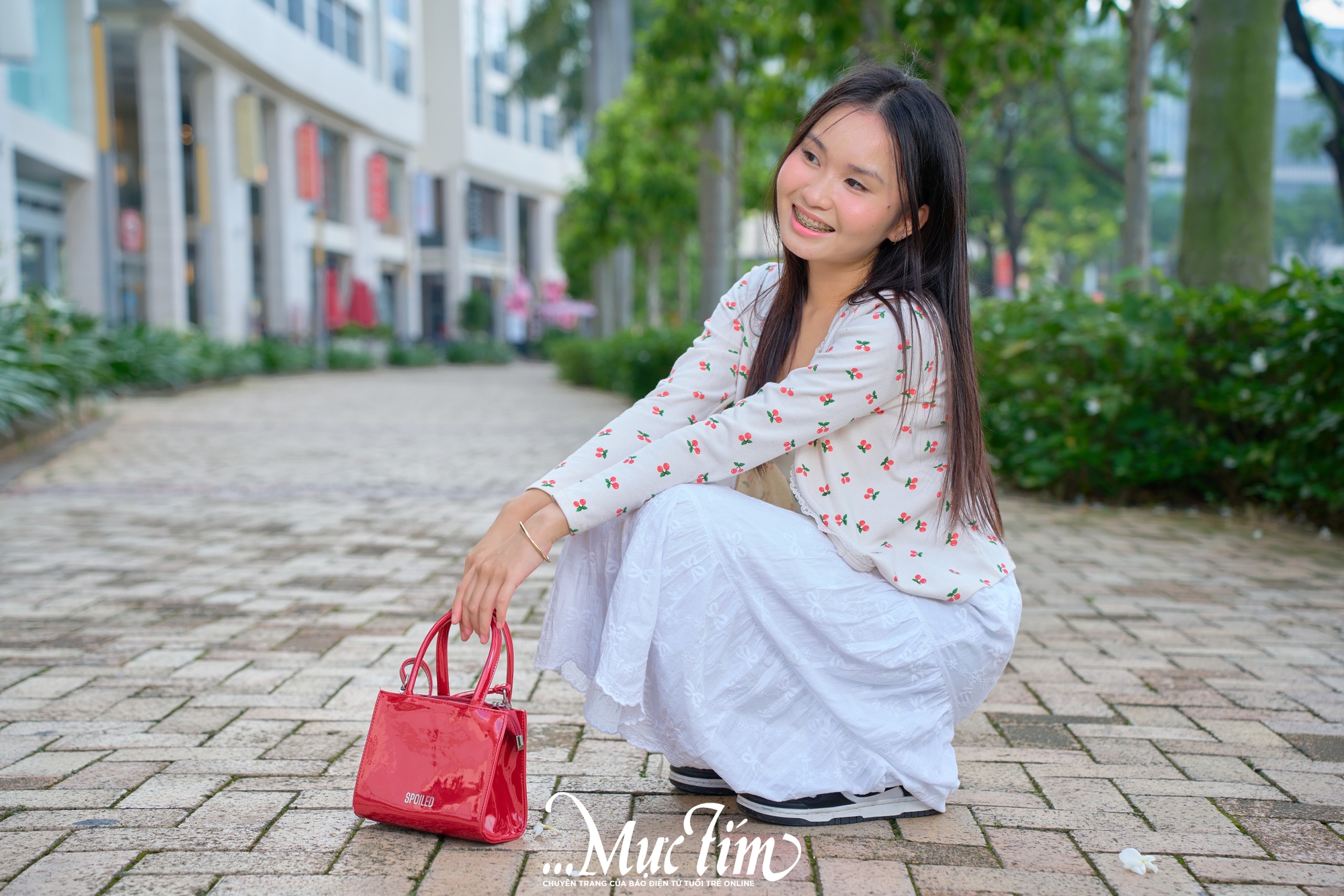 Vui chơi hè chưa biết mặc gì, thử ngay 7 outfit vừa lạ vừa quen này - Ảnh 9.