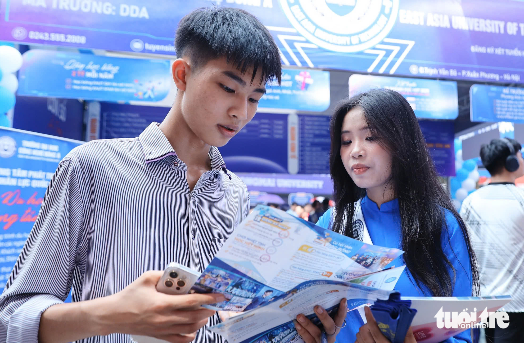 Điểm sàn Trường đại học Ngoại ngữ có ngành giảm 5 điểm - Ảnh 1.