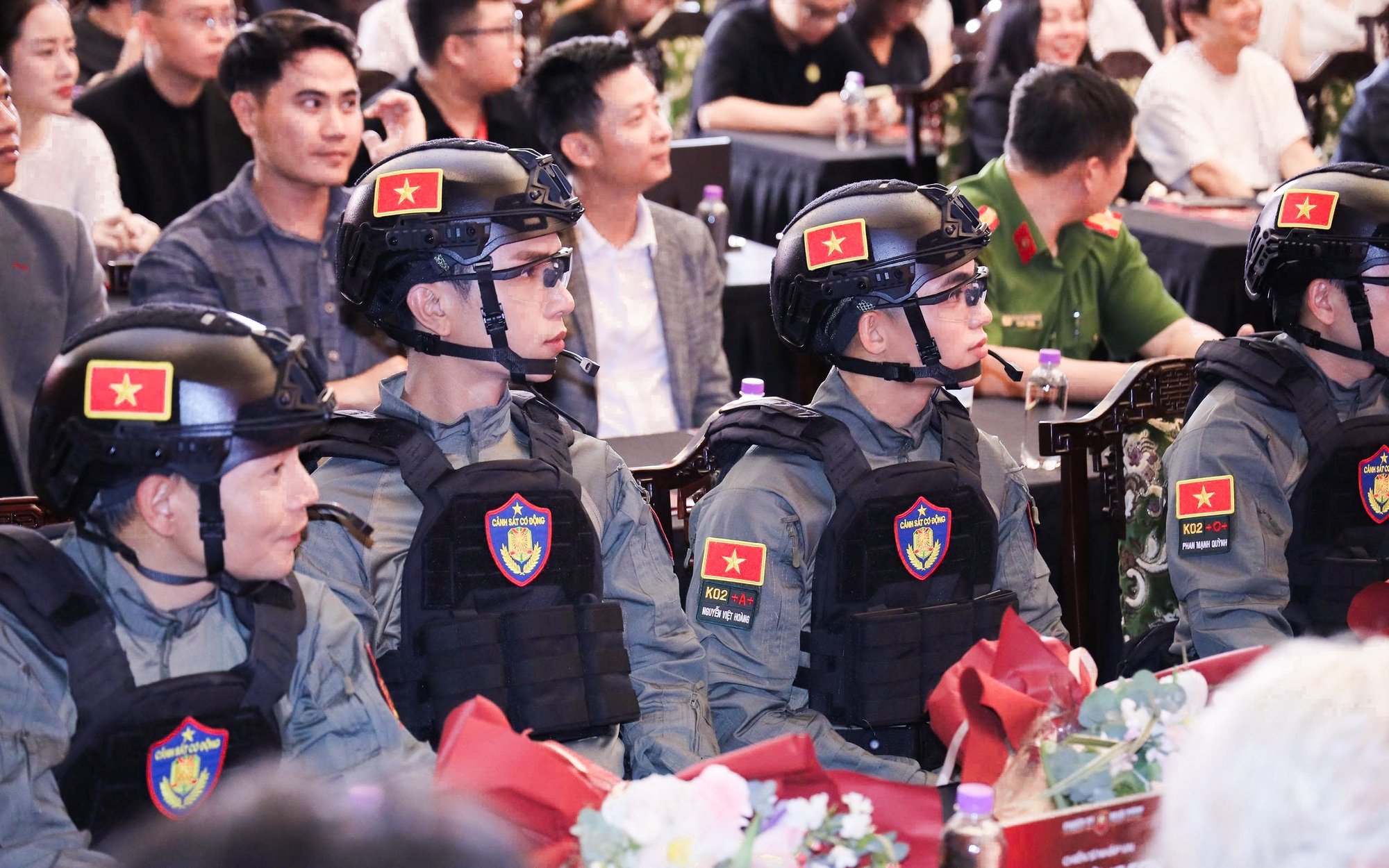 Có gì trong tập 2 Chiến sĩ quả cảm lên sóng tối nay 3-8?- Ảnh 2.