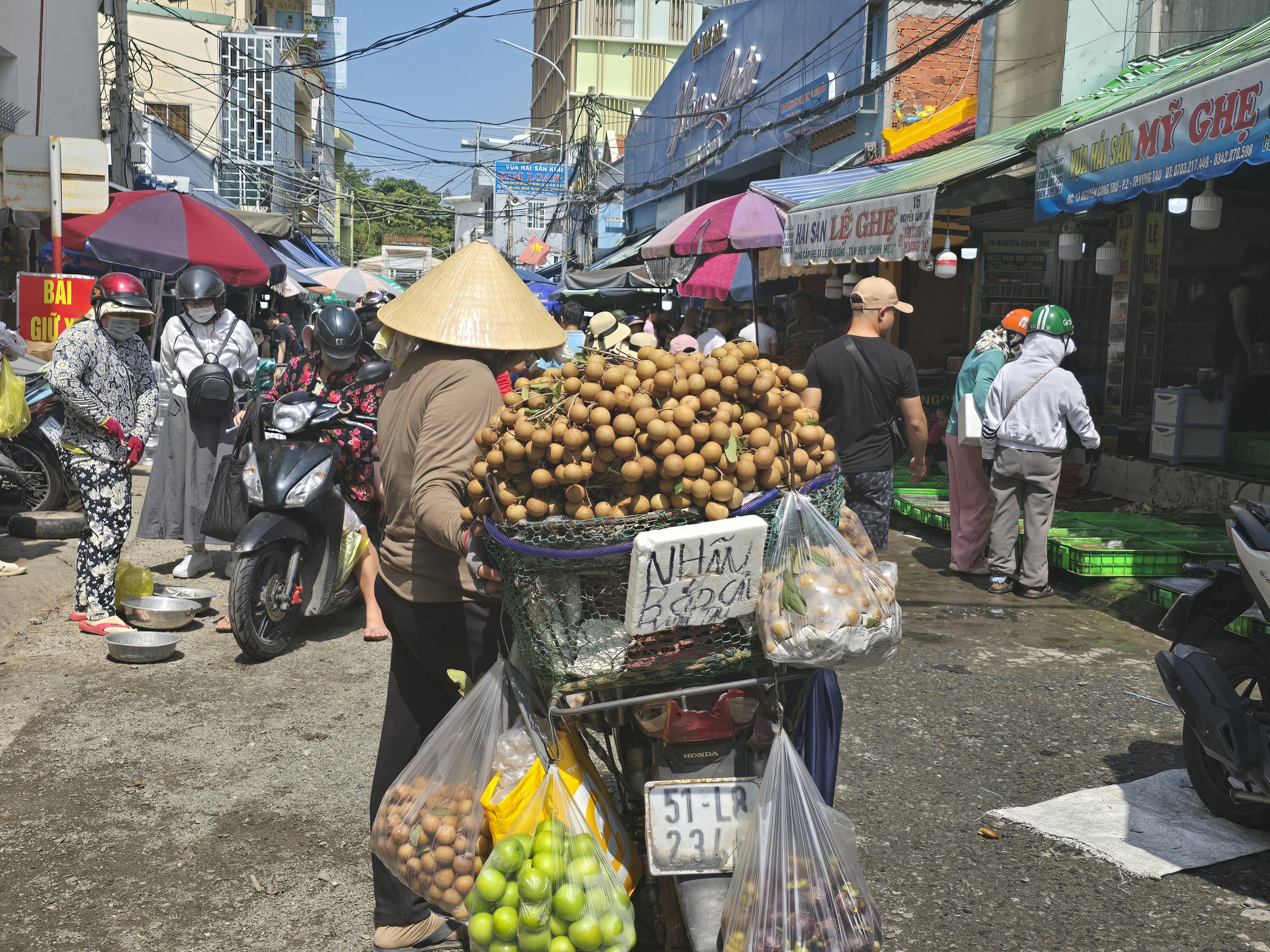 chợ Xóm Lưới - Ảnh 8.