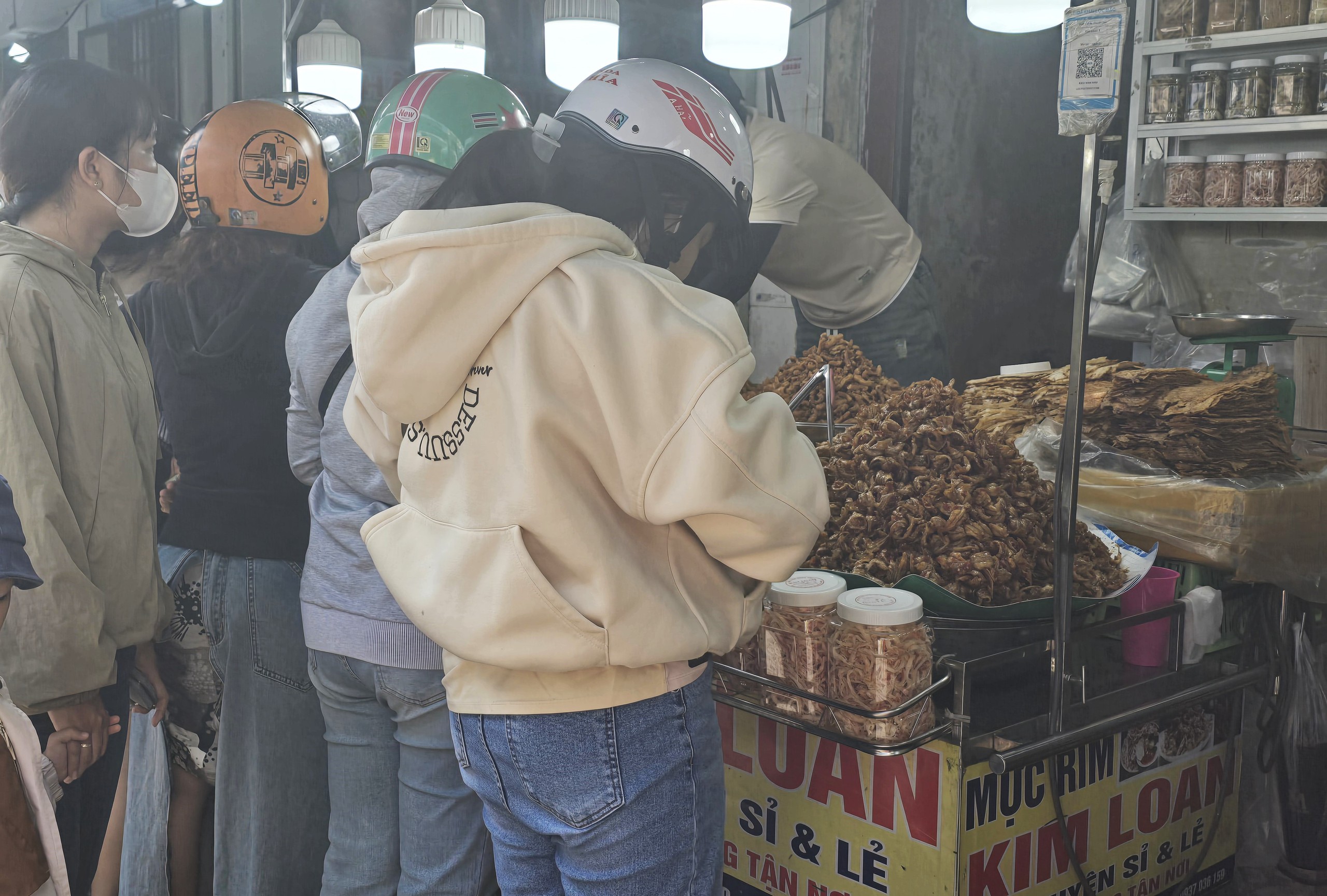 chợ Xóm Lưới - Ảnh 7.