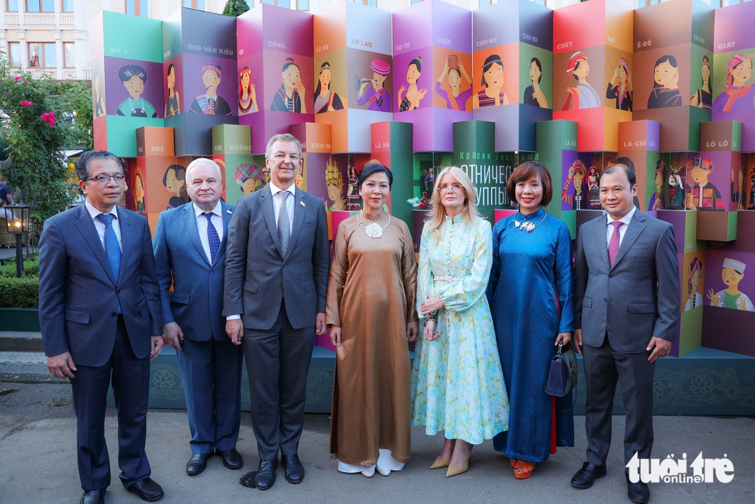 Vietnam culture festival opens for 1st time at Moscow’s iconic Red Square  - Ảnh 3.