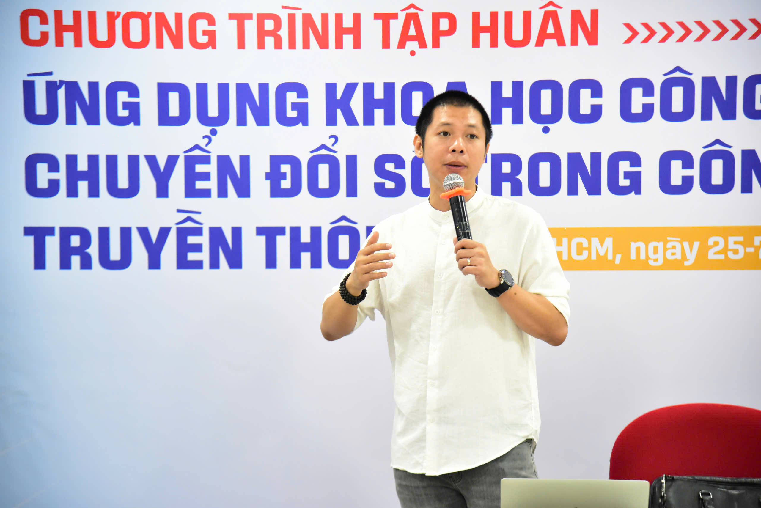 Những hình ảnh ấn tượng của khóa tập huấn cán bộ truyền thông Agribank tại báo Tuổi Trẻ - Ảnh 6.