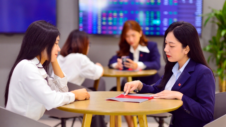 Daň z nemovitostí a zisku z akcií: Správně, ale nešokujte - Foto 2. Thuế lợi nhuận bất động sản, chứng khoán: Đúng nhưng đừng gây sốc- Ảnh 2.
