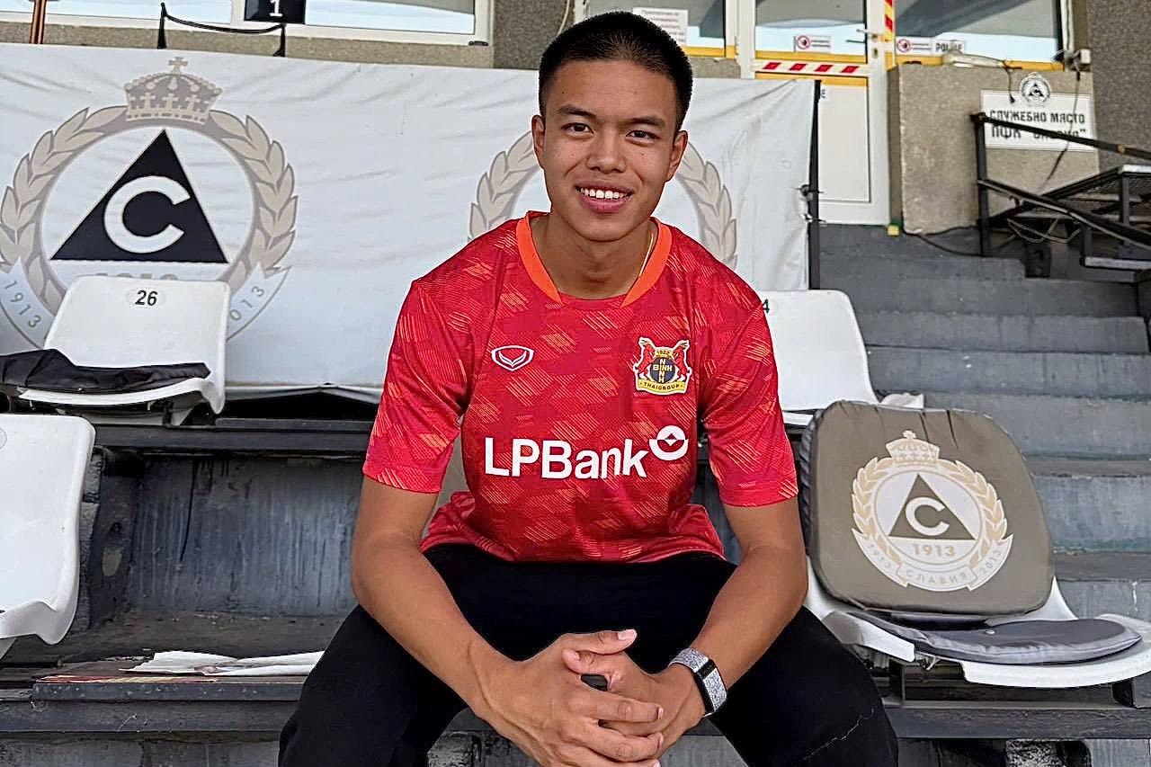 CLB Ninh Bình công bố 'bom tấn' Việt kiều Đỗ Nguyễn Thành Chung - Ảnh 1.