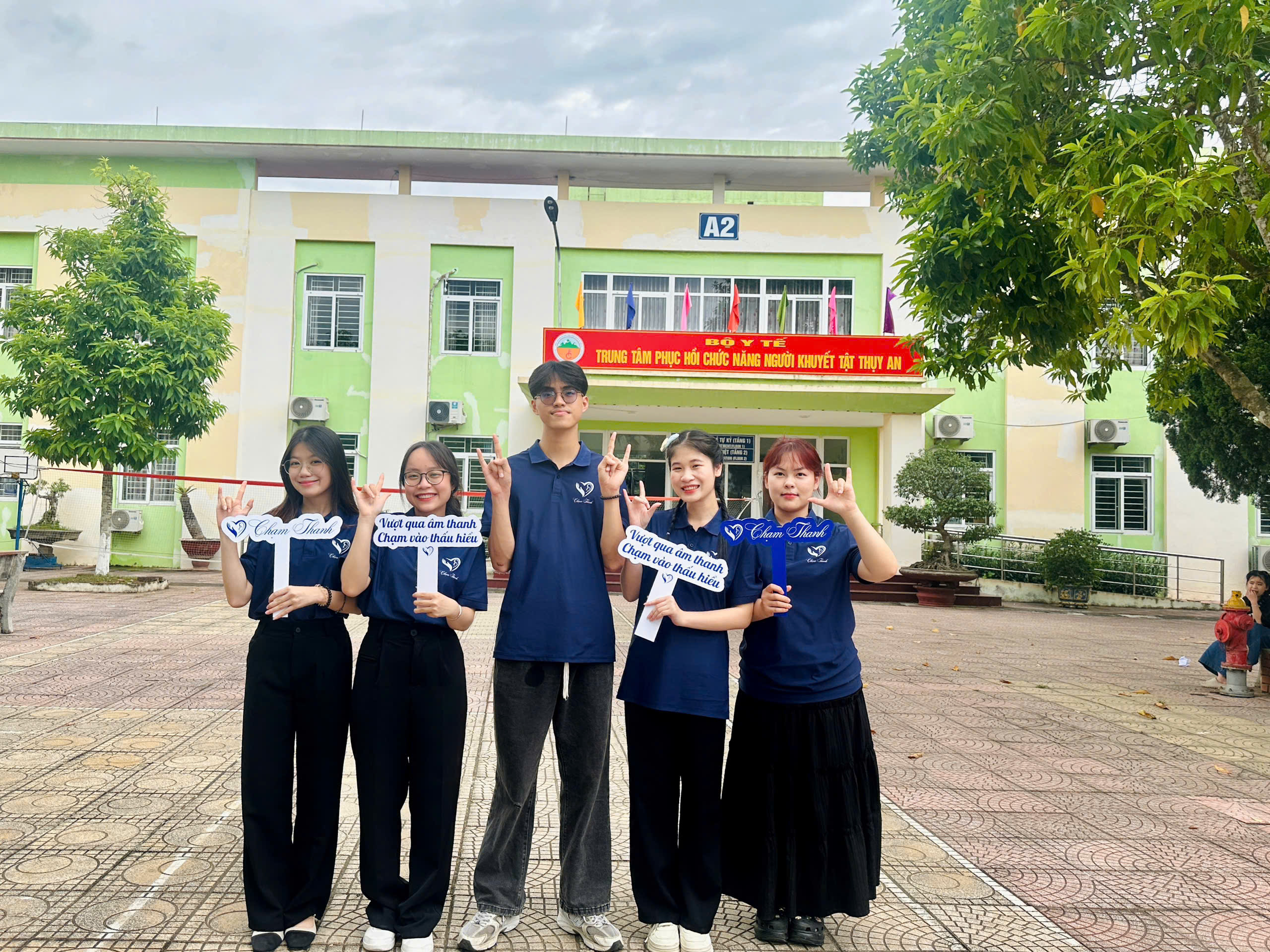 Viết tiếp câu chuyện hòa bình của Nguyễn Văn Chung 6 tỉ view, có thêm bản đặc biệt đúng ngày 27-7 - Ảnh 5.