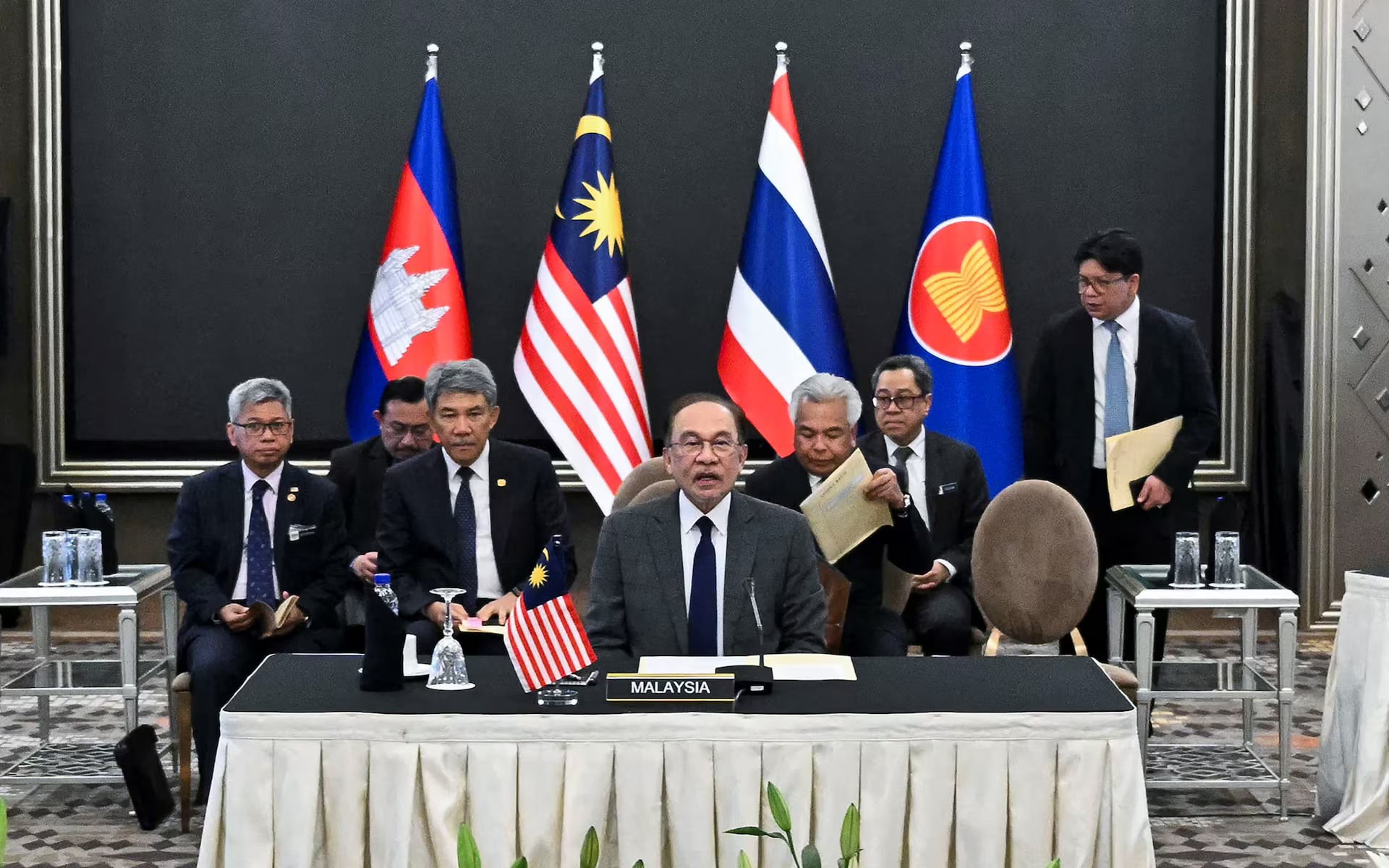 Thai army accuses Cambodia of breaking truce- Ảnh 2.