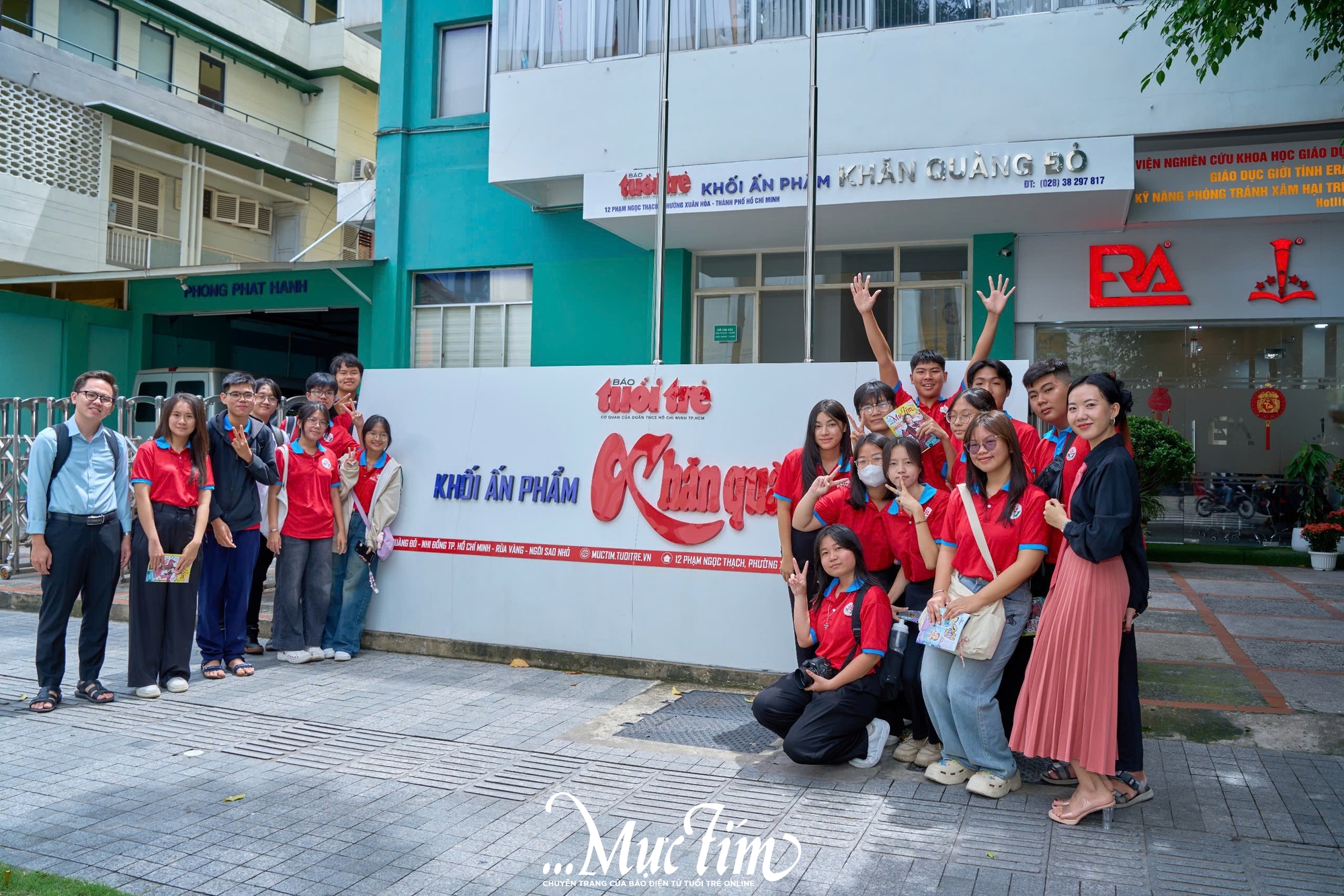 Chiến sĩ Hoa phượng đỏ Trường THPT Ten Lơ Man trải nghiệm làm báo cùng Mực Tím - Ảnh 6.