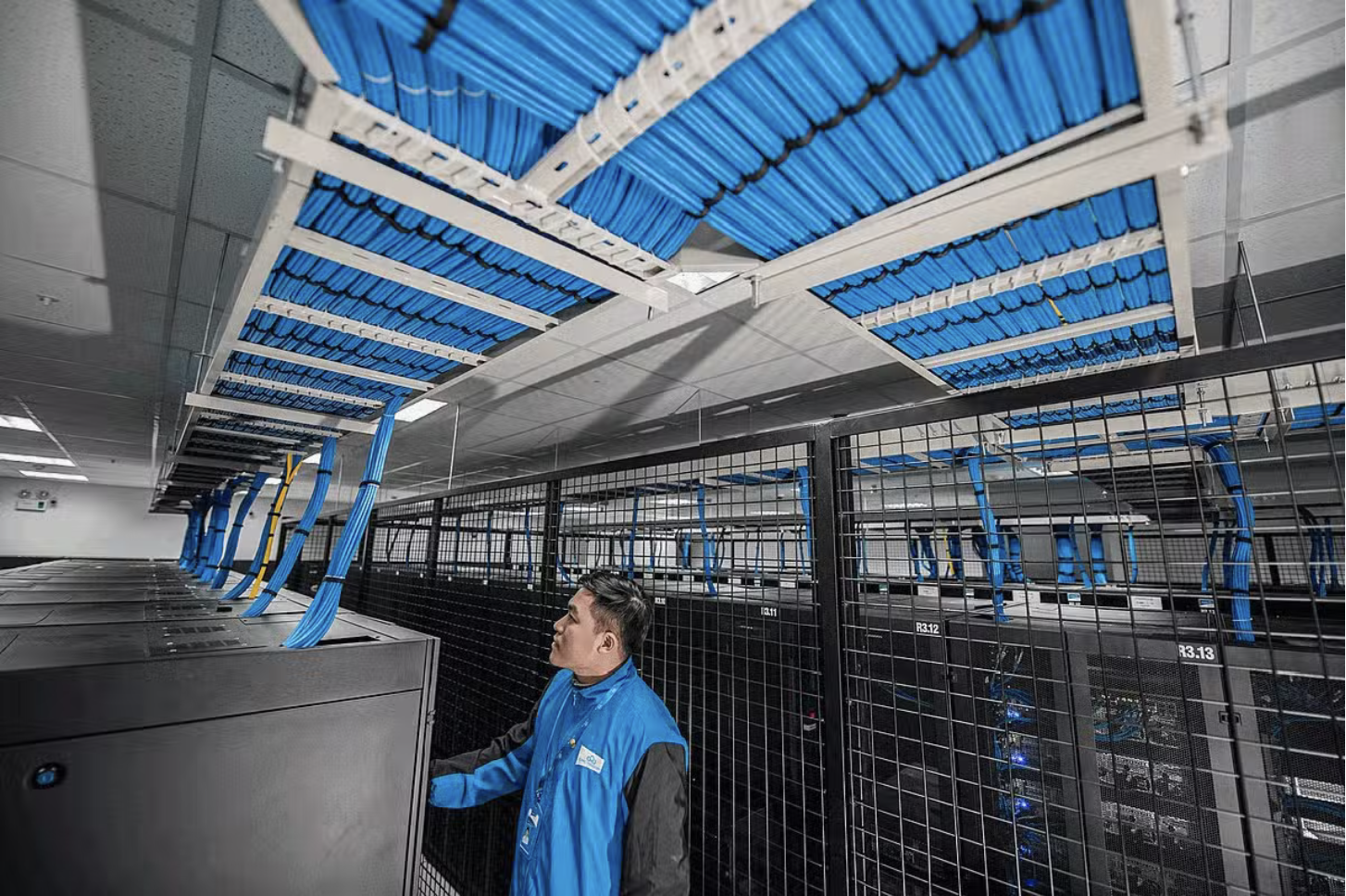 trung tâm dữ liệu - Ảnh 1.