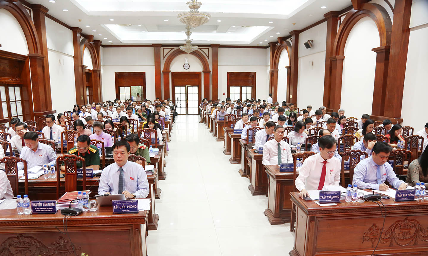 Hỗ trợ 5,1 triệu đồng/người/tháng với cán bộ sang tỉnh Đồng Tháp mới làm việc - Ảnh 1.