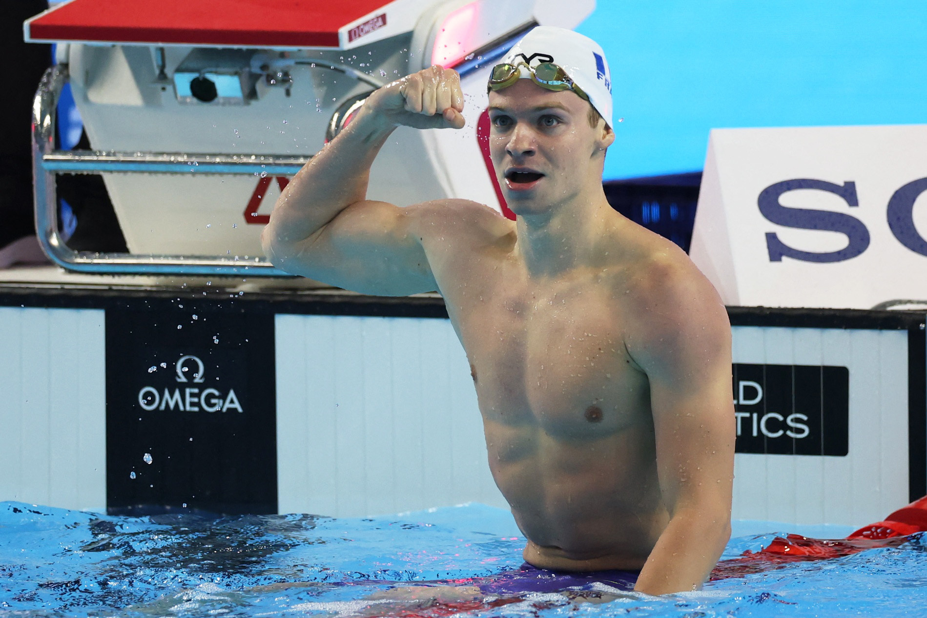 Leon Marchand - Ảnh 1.