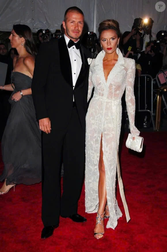 David Beckham bước sang tuổi 50: Hành trình định hình phong cách của biểu tượng thời trang nam giới - Ảnh 7. David Beckham - Ảnh 7.