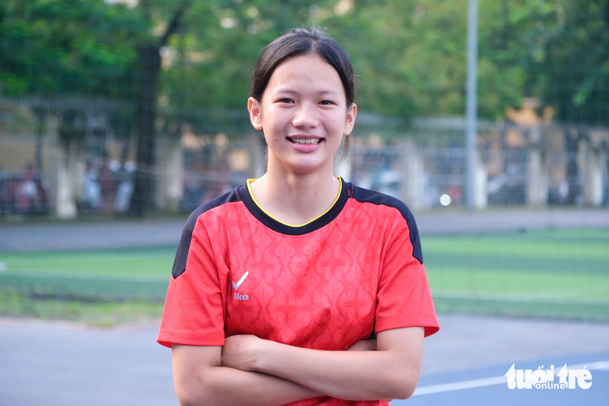 Thí sinh thi hát, kể chuyện, bật xa... tranh suất vào sư phạm - Ảnh 2.