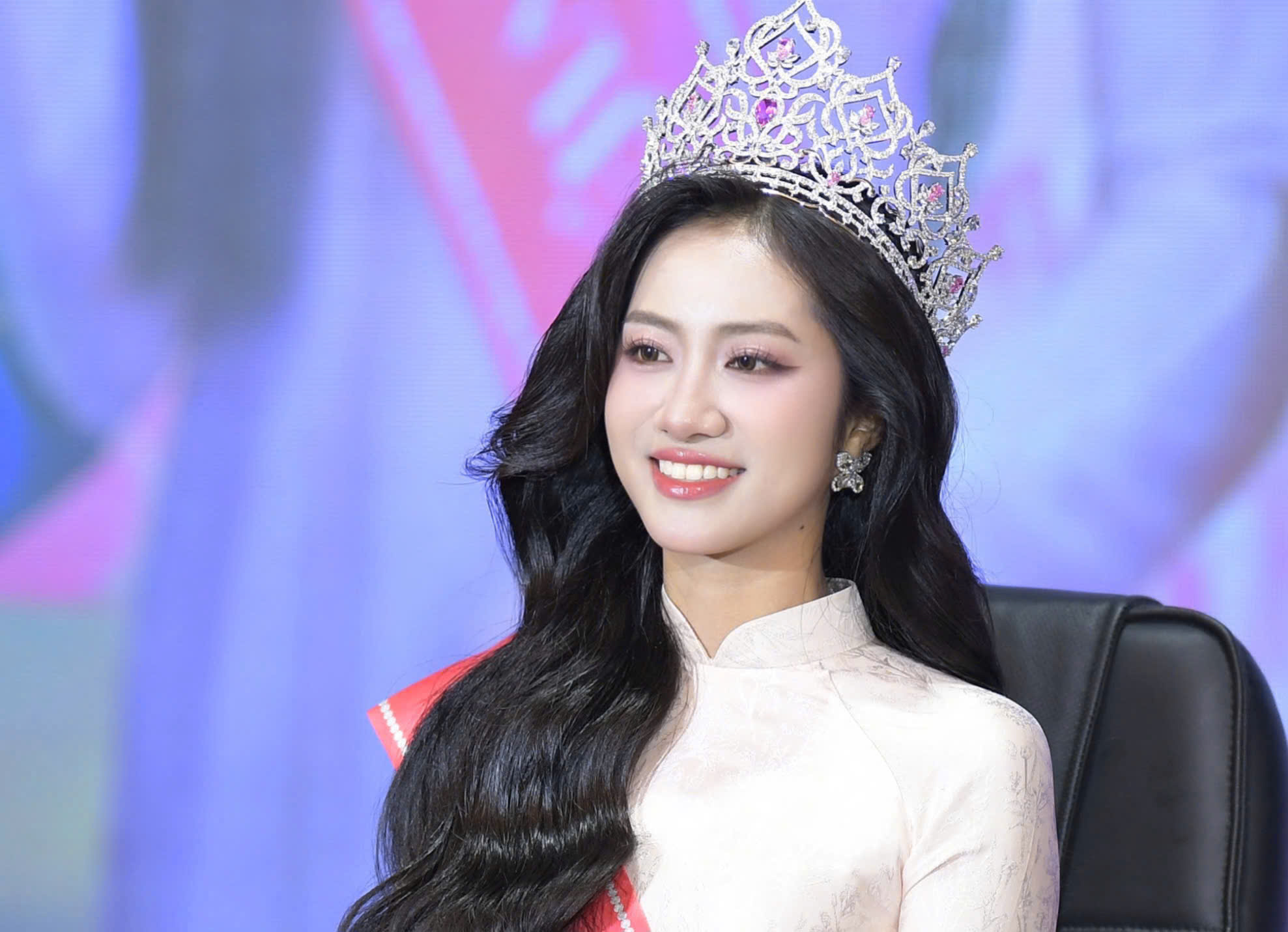 Tân Hoa hậu Việt Nam 2024 thèm canh chua mẹ nấu, biết ơn gia đình vì luôn kề bên - Ảnh 3. Hoa hậu Việt Nam \ - Ảnh 3.