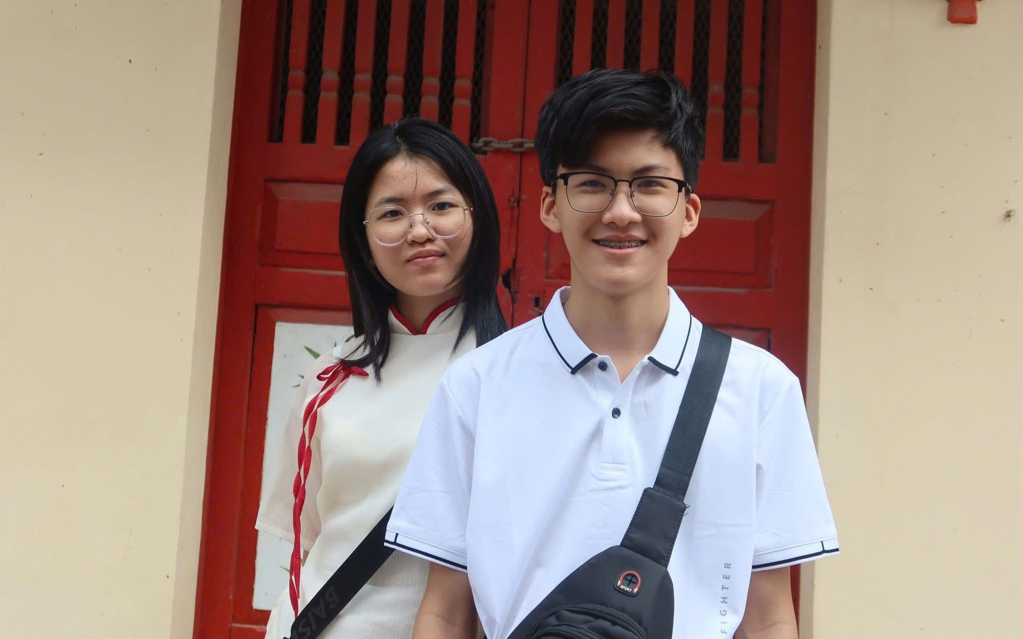 Lần đầu dám kể về mình, thủ khoa Trường THPT Nguyễn Đình Chiểu (Tiền Giang cũ) muốn học cách tự tin hơn - Ảnh 2.
