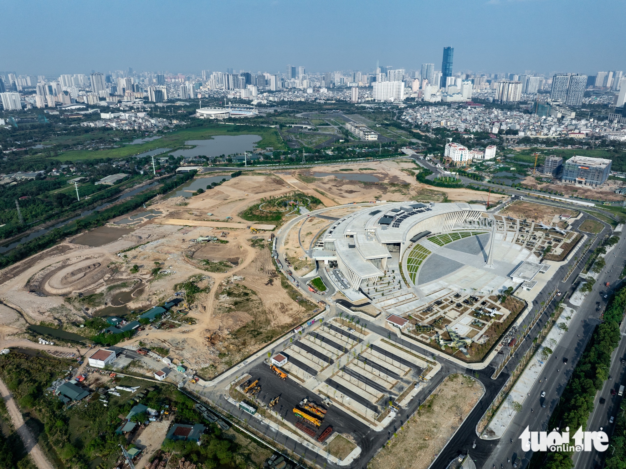 Sắp xây tượng đài chiến sĩ Liên Xô, Trung Quốc, Lào, Cuba, Campuchia tại Hà Nội - Ảnh 1.