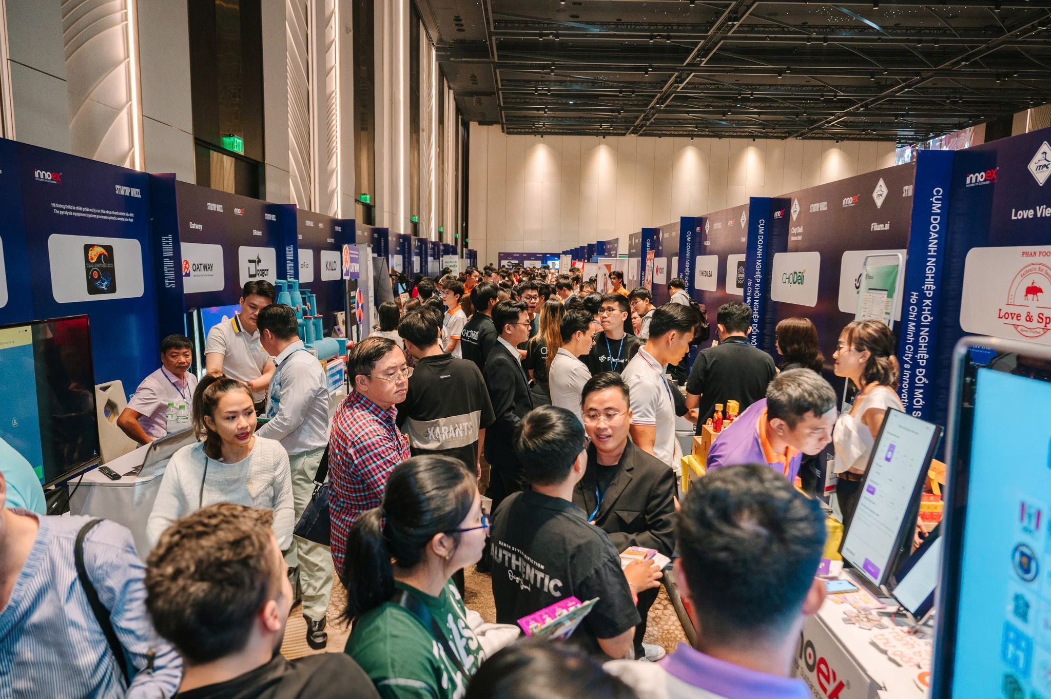 4.000 διευθύνοντες σύμβουλοι, ιδρυτές, 100 νεοσύστατες επιχειρήσεις, 300 μονάδες θα παρακολουθήσουν την InnoEx 2025 - Φωτογραφία 1. Innoex - Ảnh 1.