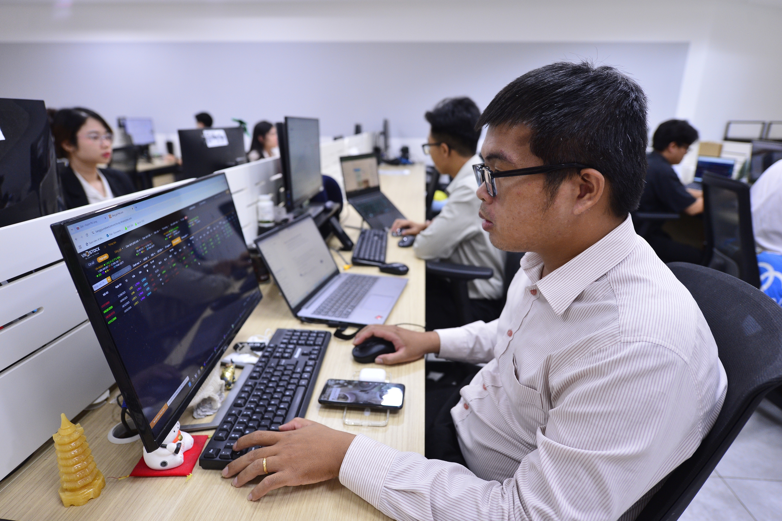 Phạm Nhật Vượng - Ảnh 2.