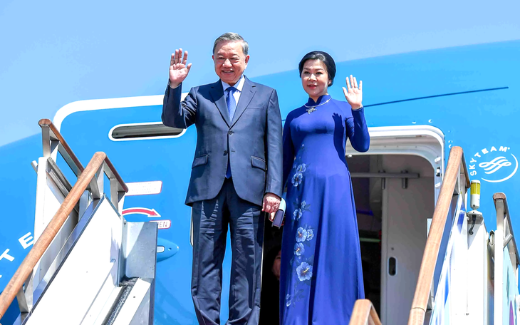 Party chief To Lam meets Vietnamese community in South Korea - Ảnh 4.
