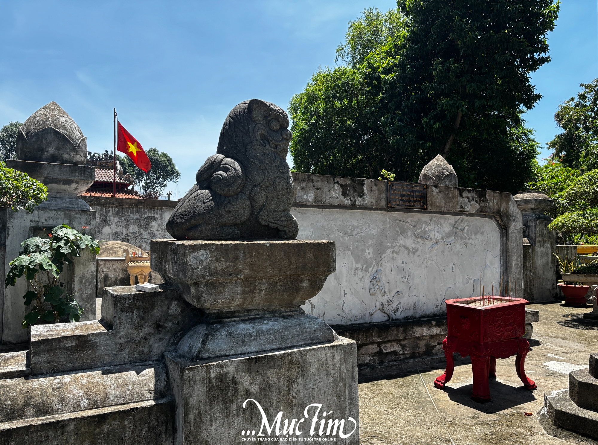 Phường Gia Định: Check-in 'combo' Lăng Ông - chợ Bà Chiểu - Ảnh 2.