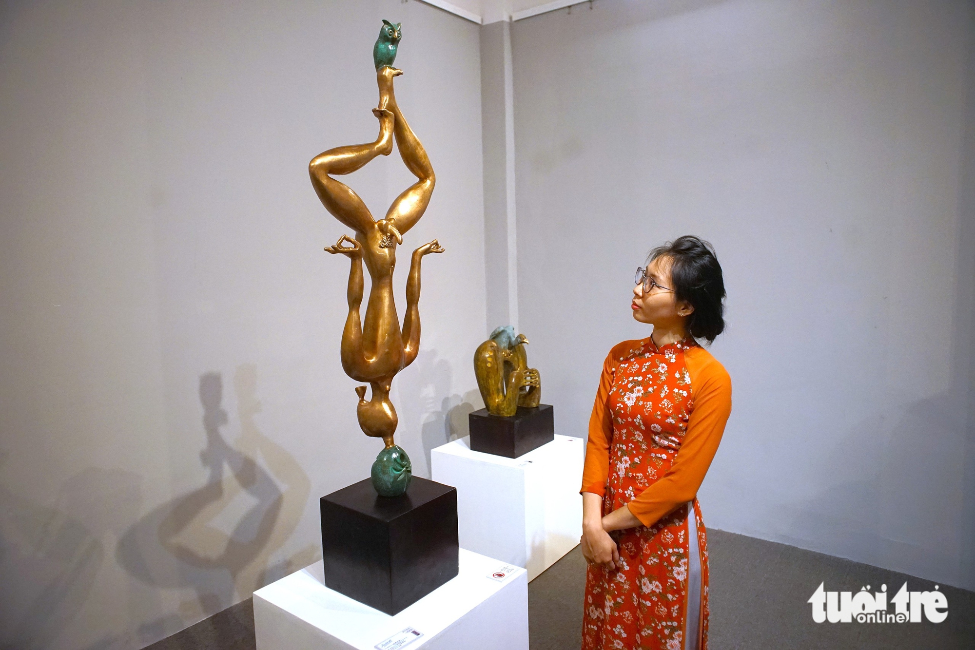 Nhà điêu khắc Nguyễn Hoàng Ánh và triển lãm Lời của gió - Ảnh 1.
