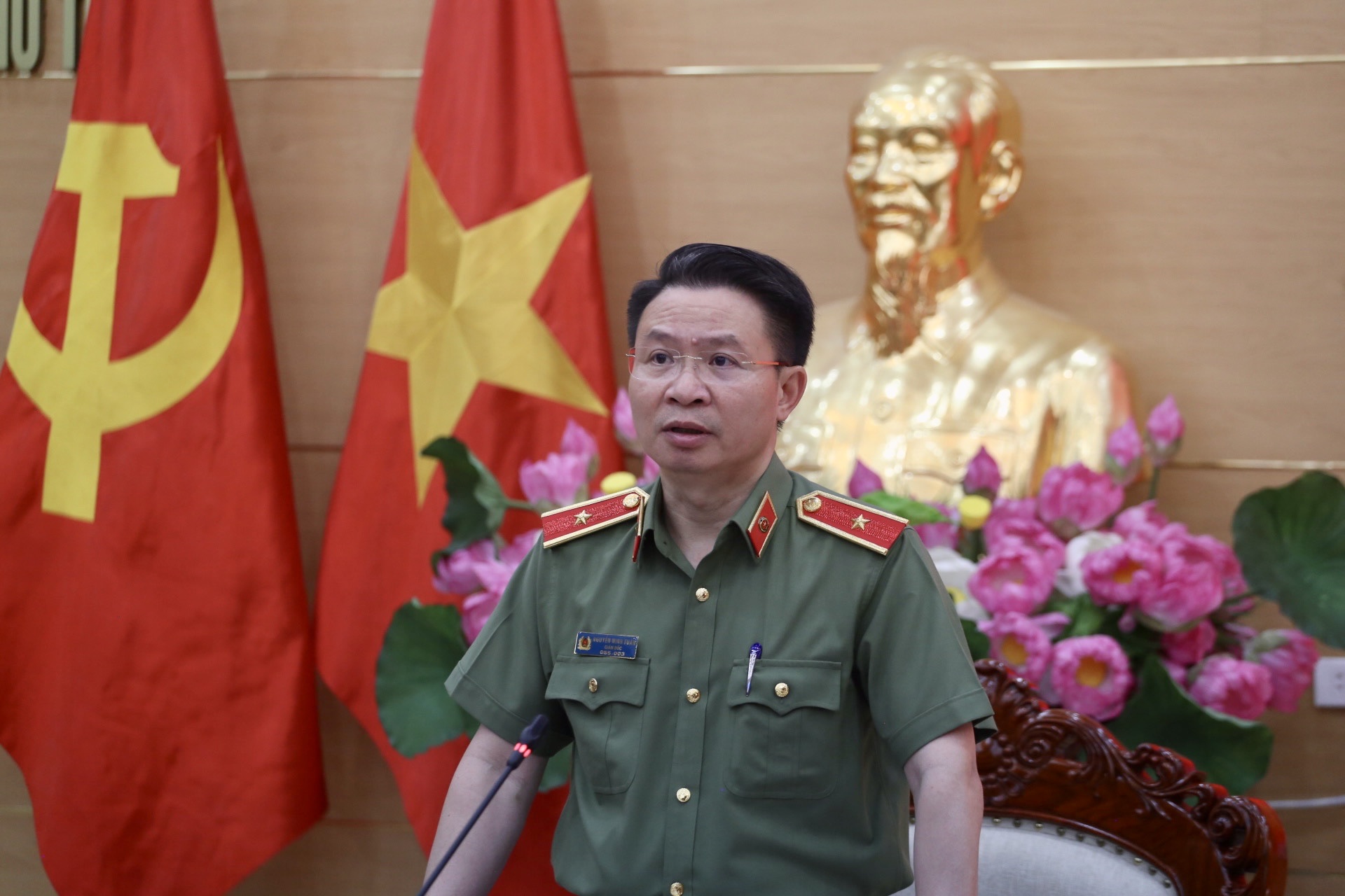 Sản xuất thịt trâu gác bếp rồi dán mác Hà Giang để bán - Ảnh 1.