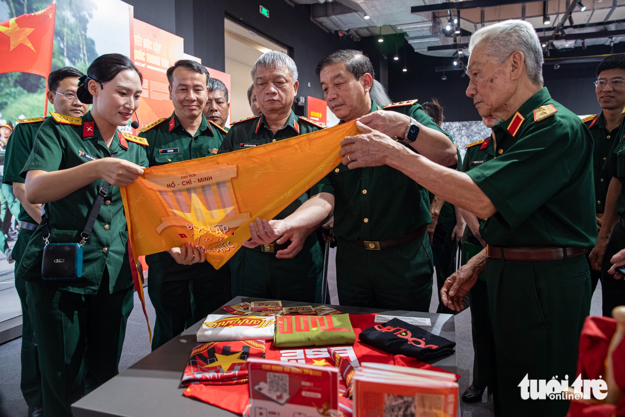 Hơn 300 hiện vật tại triển lãm 'Giữ trọn lời thề độc lập' kỷ niệm 80 năm Quốc khánh - Ảnh 3.