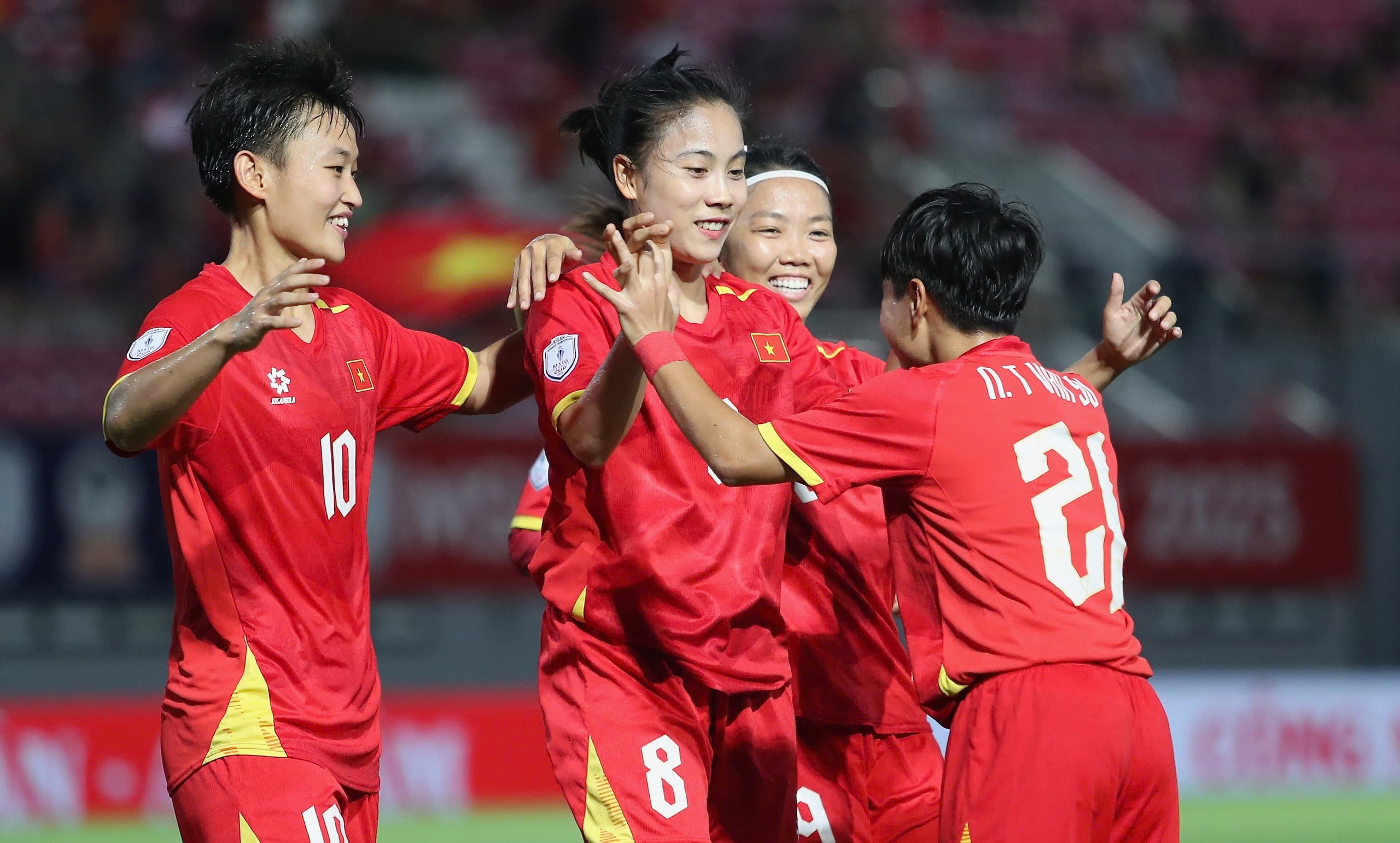 ក្រុមនារីវៀតណាម-ថៃ៖ គោលដៅគឺដើម្បីរក្សាកម្លាំង - រូបថត ១. tuyển nữ - Ảnh 1.