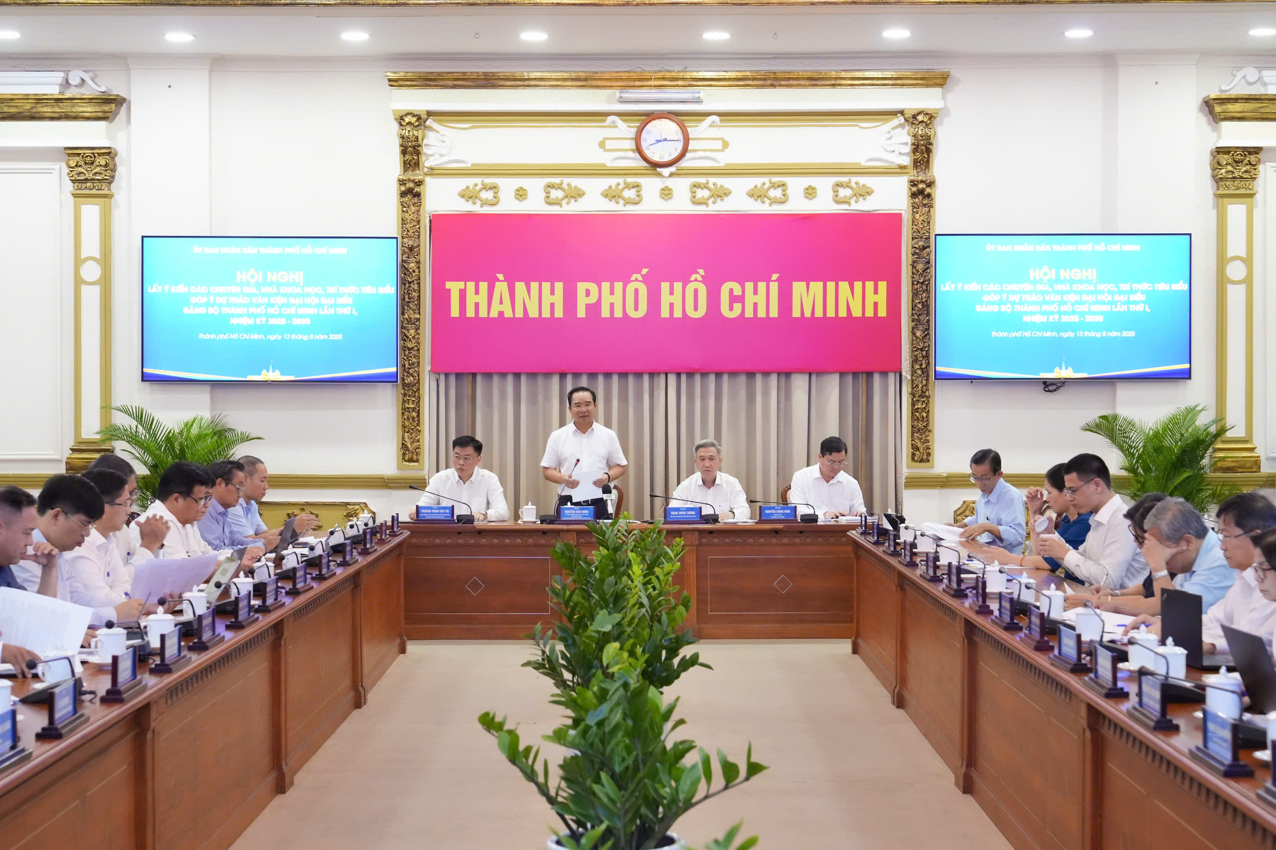 Chủ tịch Nguyễn Văn Được: TP.HCM mới '1 không gian - 3 khu vực - 1 đặc khu'- Ảnh 1.