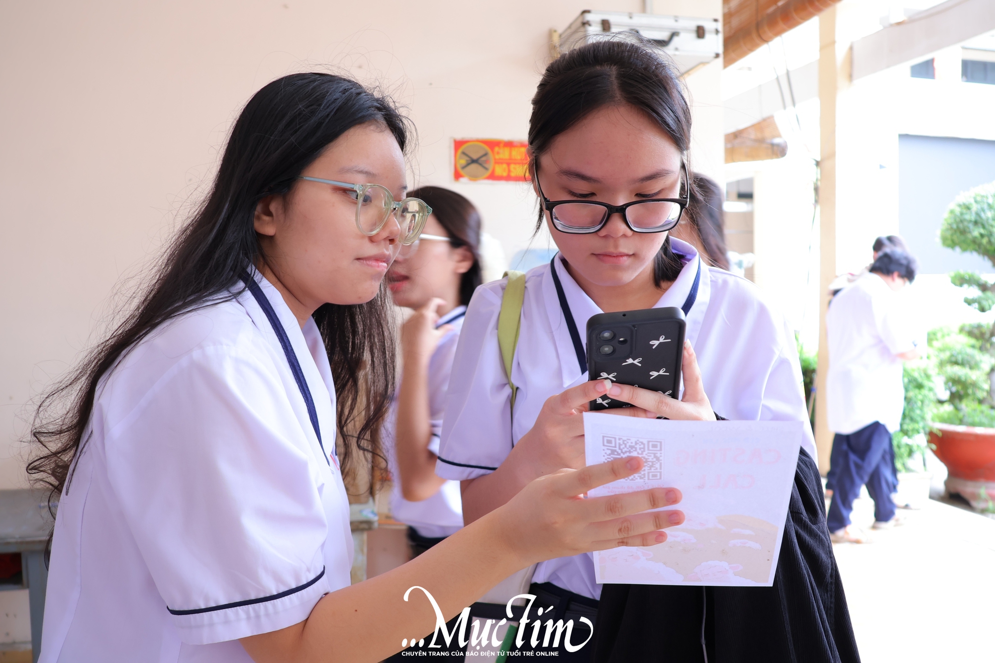 Học sinh lớp 10 Trường THPT Lý Thường Kiệt thích thú trước màn chào sân của các câu lạc bộ trường - Ảnh 4.