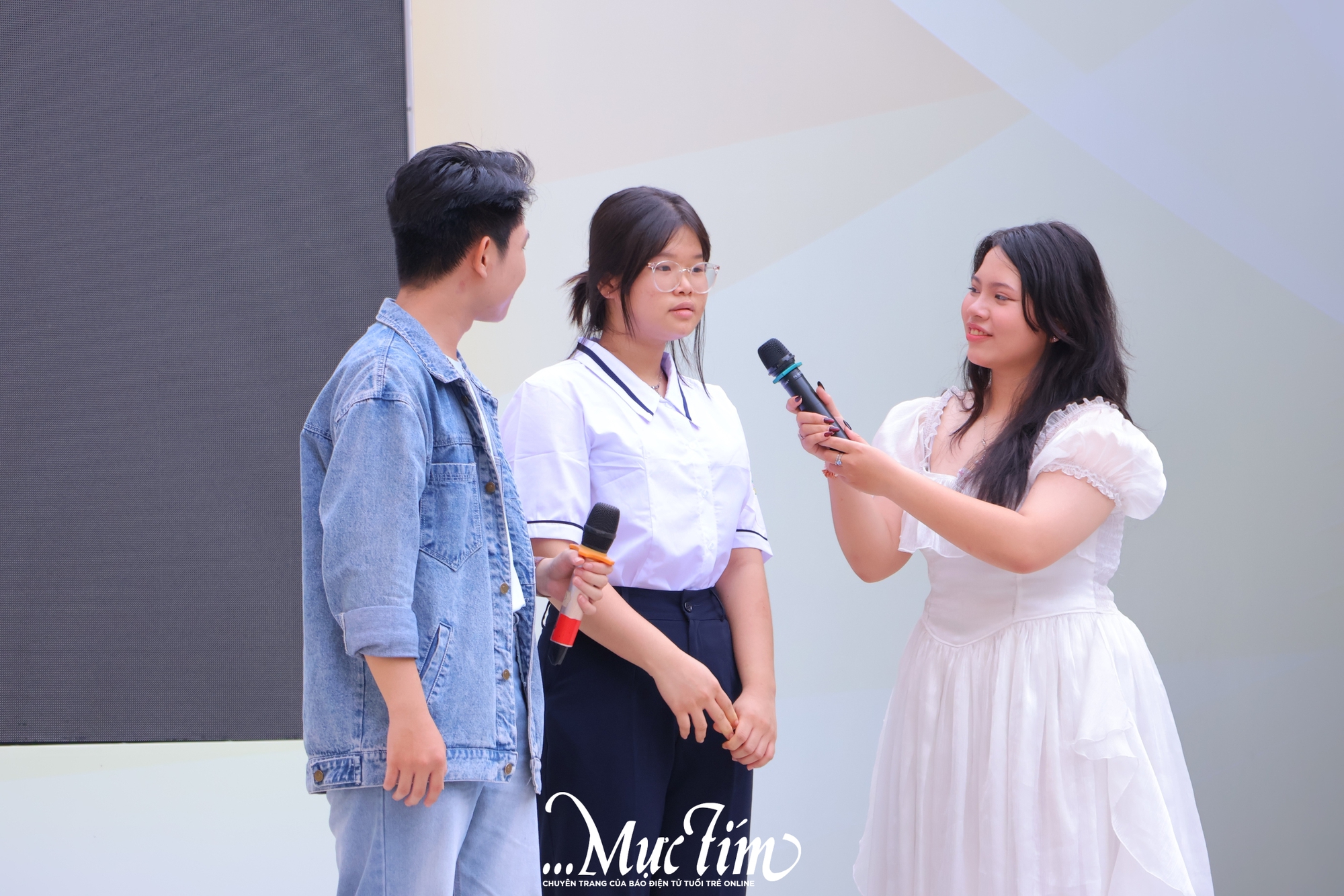 Học sinh lớp 10 Trường THPT Lý Thường Kiệt thích thú trước màn chào sân của các câu lạc bộ trường - Ảnh 10.