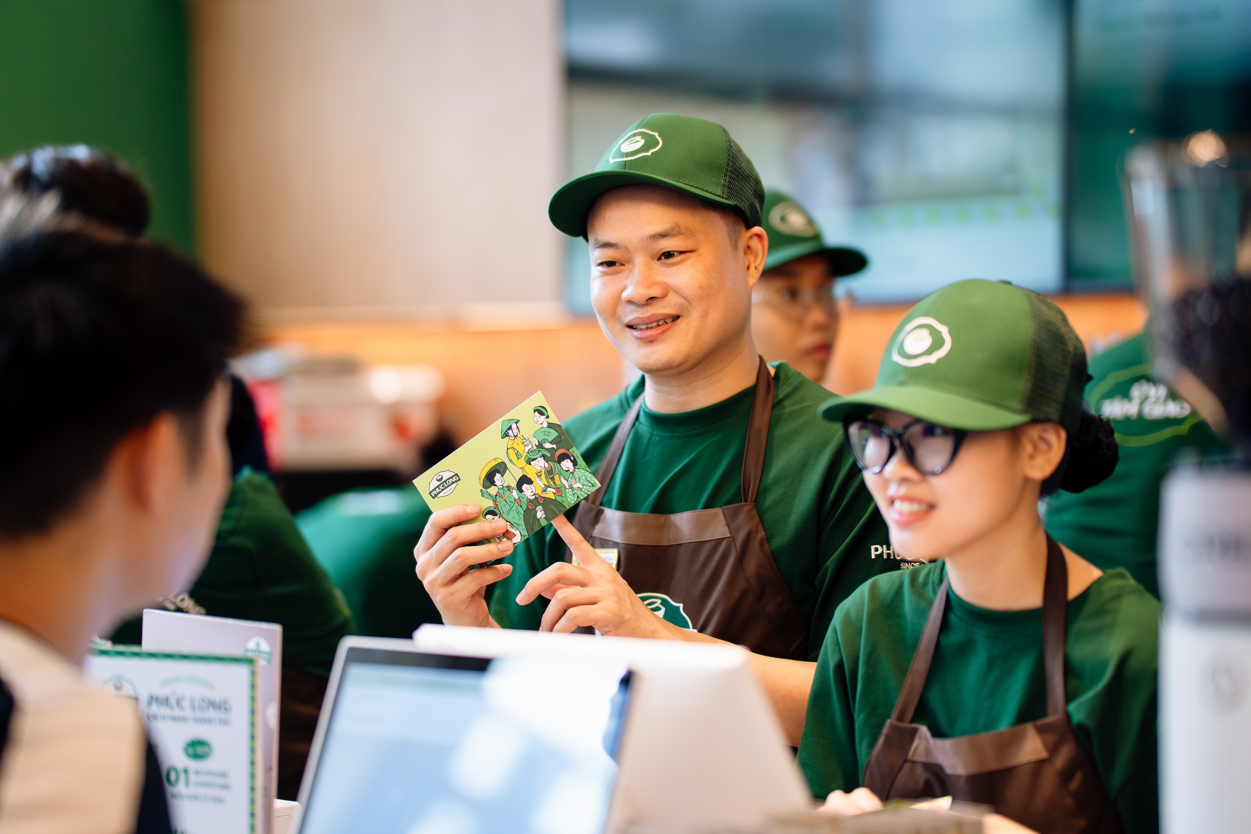 Phúc Long ra mắt thương hiệu mới - Kết nối thế hệ qua trà Việt - Ảnh 2.