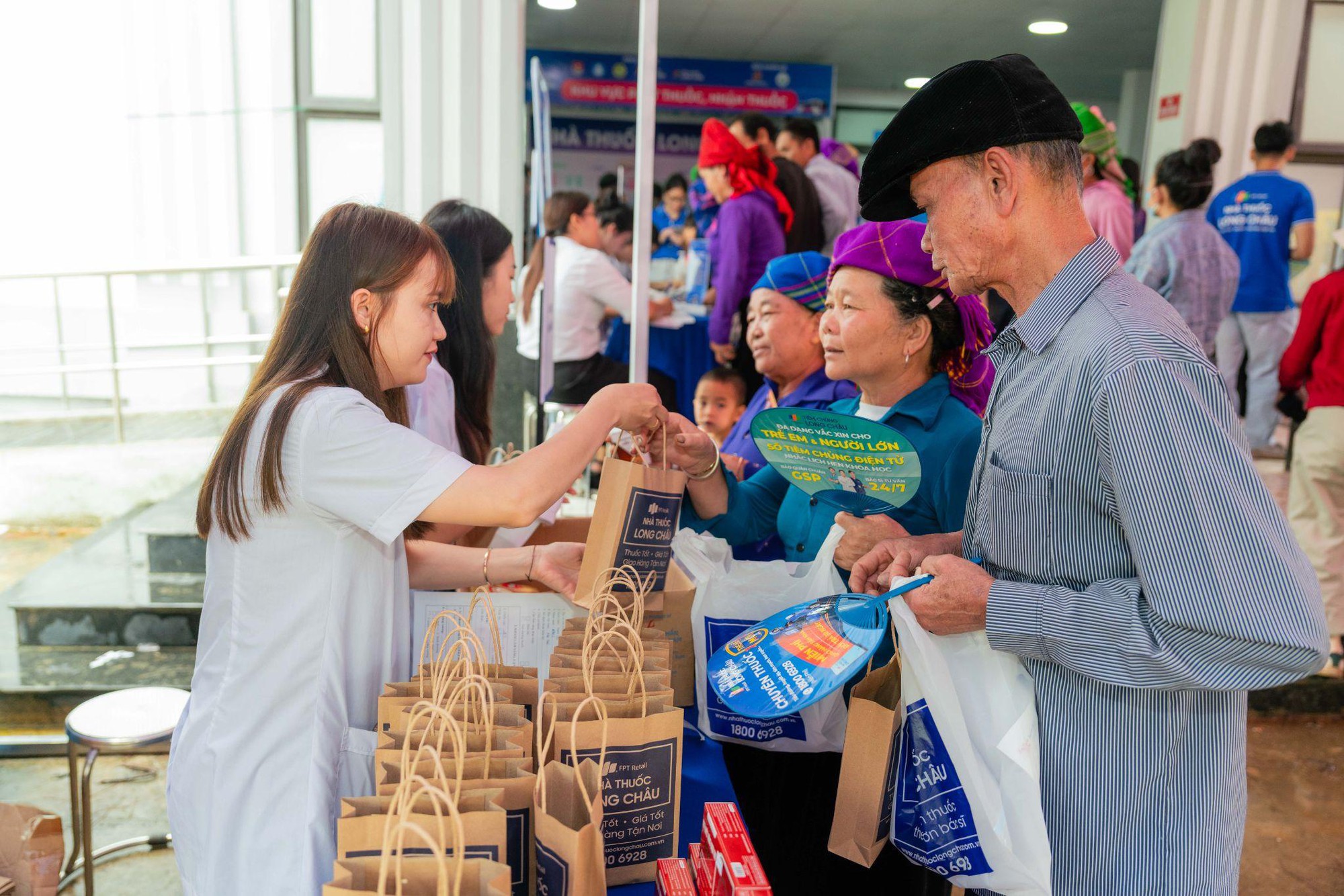 Long Châu và Foripharm hợp tác đưa sản phẩm chính hãng đến tay người dùng - Ảnh 1.